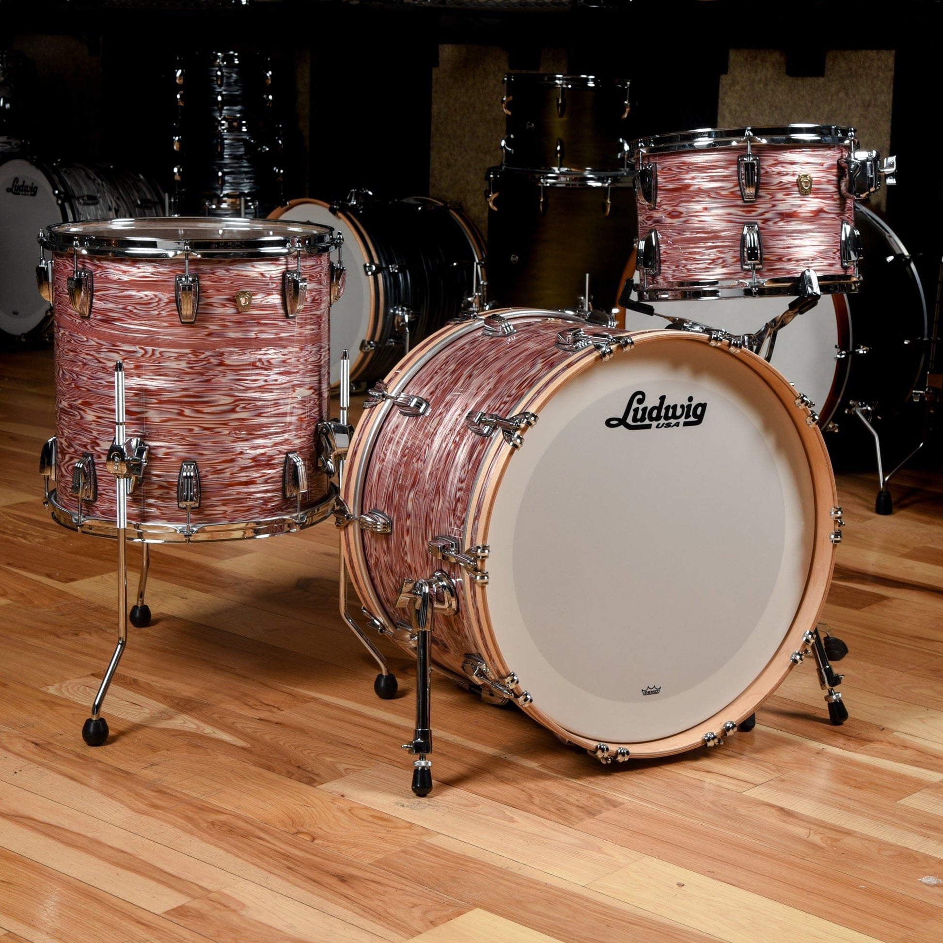 Ludwig Classic Maple 13/16/22 3pc. Drum Kit Vintage Pink Oyster Drums and Percussion / Acoustic Drums / Full Acoustic Kits