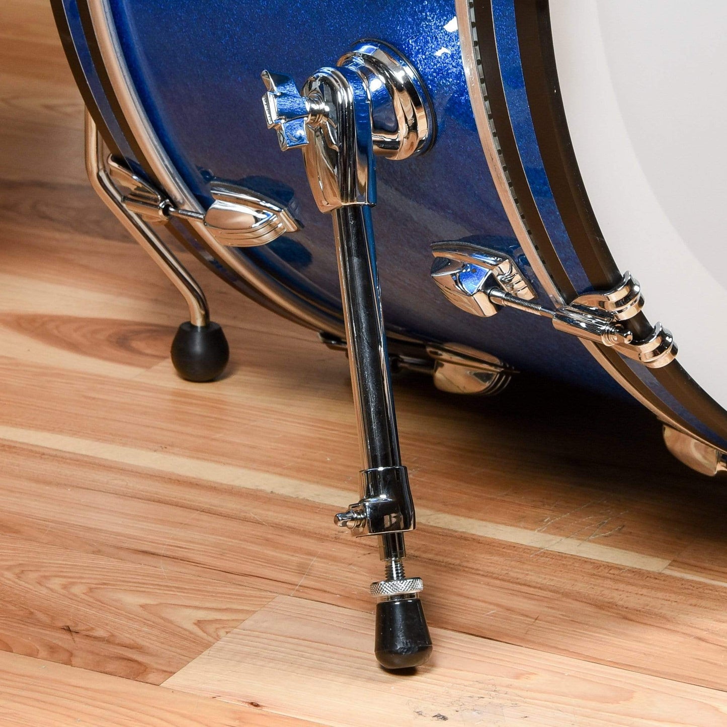 Ludwig Classic Maple 13/16/24 3pc. Drum Kit Blue Sparkle Drums and Percussion / Acoustic Drums / Full Acoustic Kits