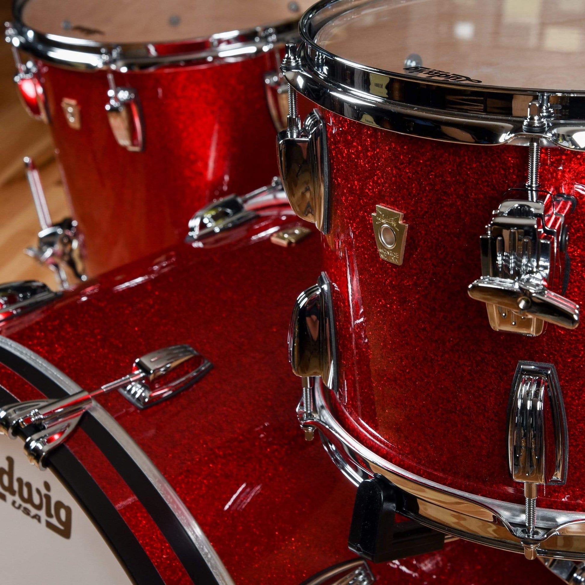 Ludwig Classic Maple 13/16/24 3pc. Drum Kit Red Sparkle Drums and Percussion / Acoustic Drums / Full Acoustic Kits