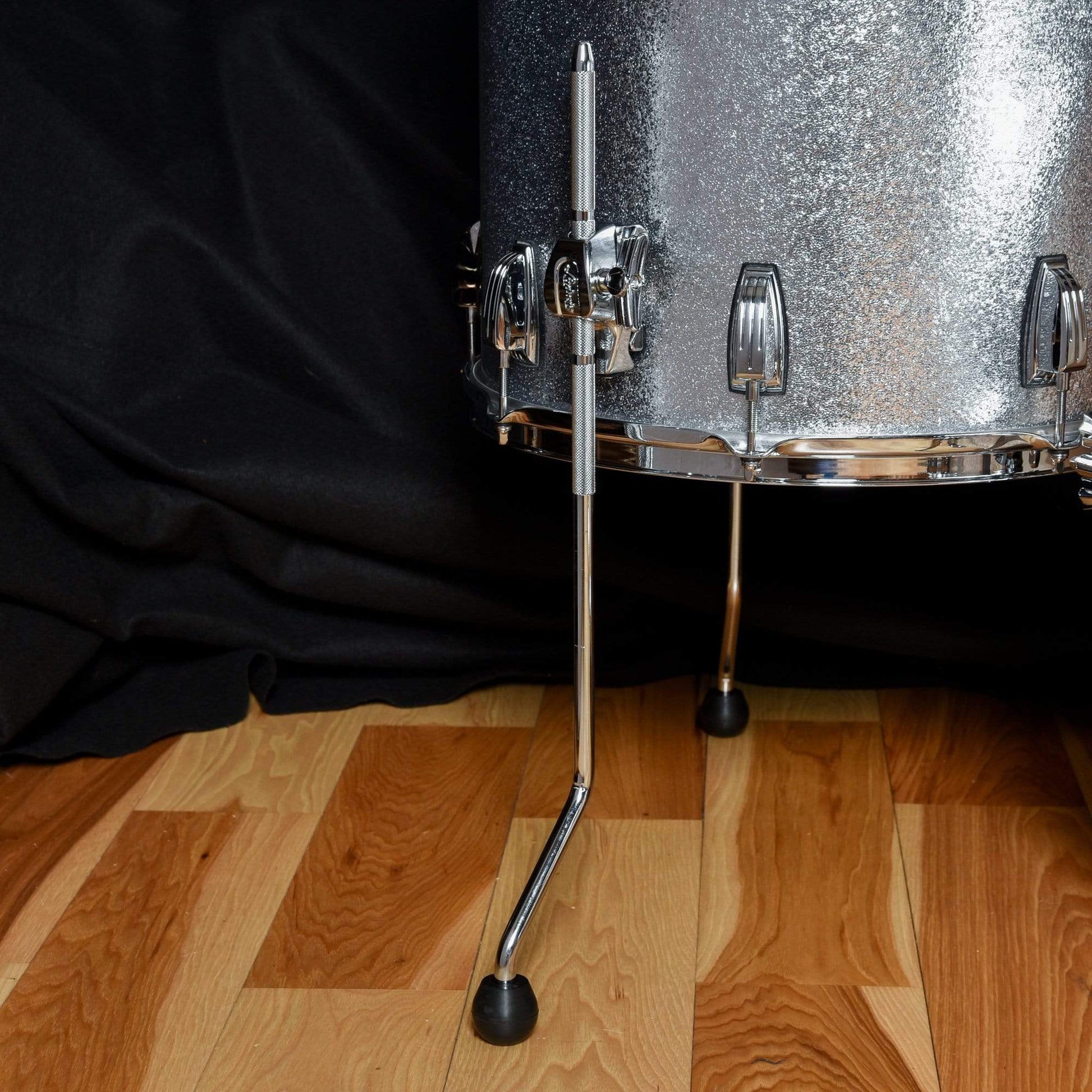 Ludwig Classic Maple 13/16/24 3pc. Drum Kit Silver Mist Sparkle Drums and Percussion / Acoustic Drums / Full Acoustic Kits
