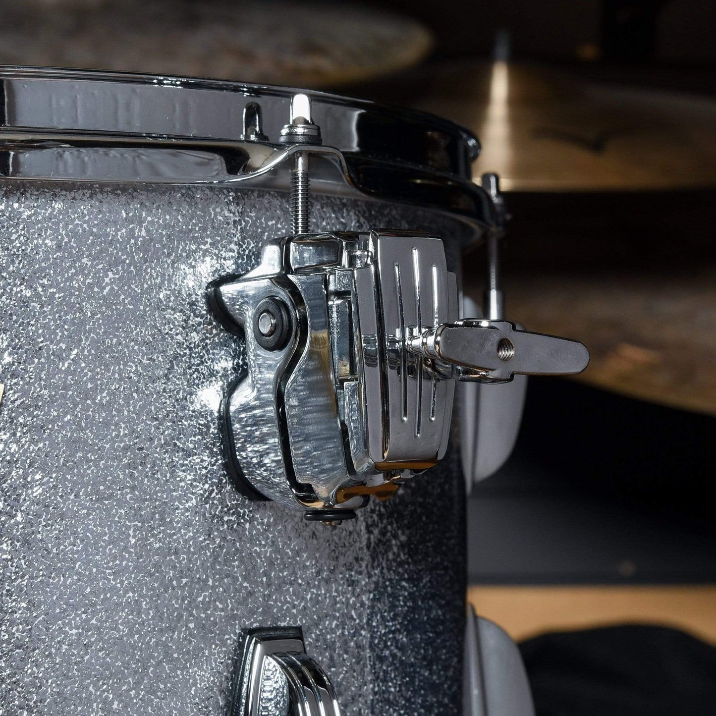 Ludwig Classic Maple 13/16/24 3pc. Drum Kit Silver Mist Sparkle Drums and Percussion / Acoustic Drums / Full Acoustic Kits