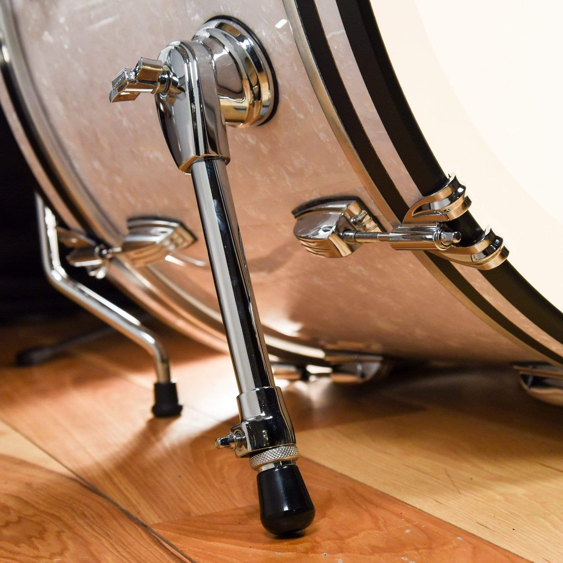 Ludwig Classic Maple 13/16/24 3pc. Drum Kit White Marine Pearl Drums and Percussion / Acoustic Drums / Full Acoustic Kits