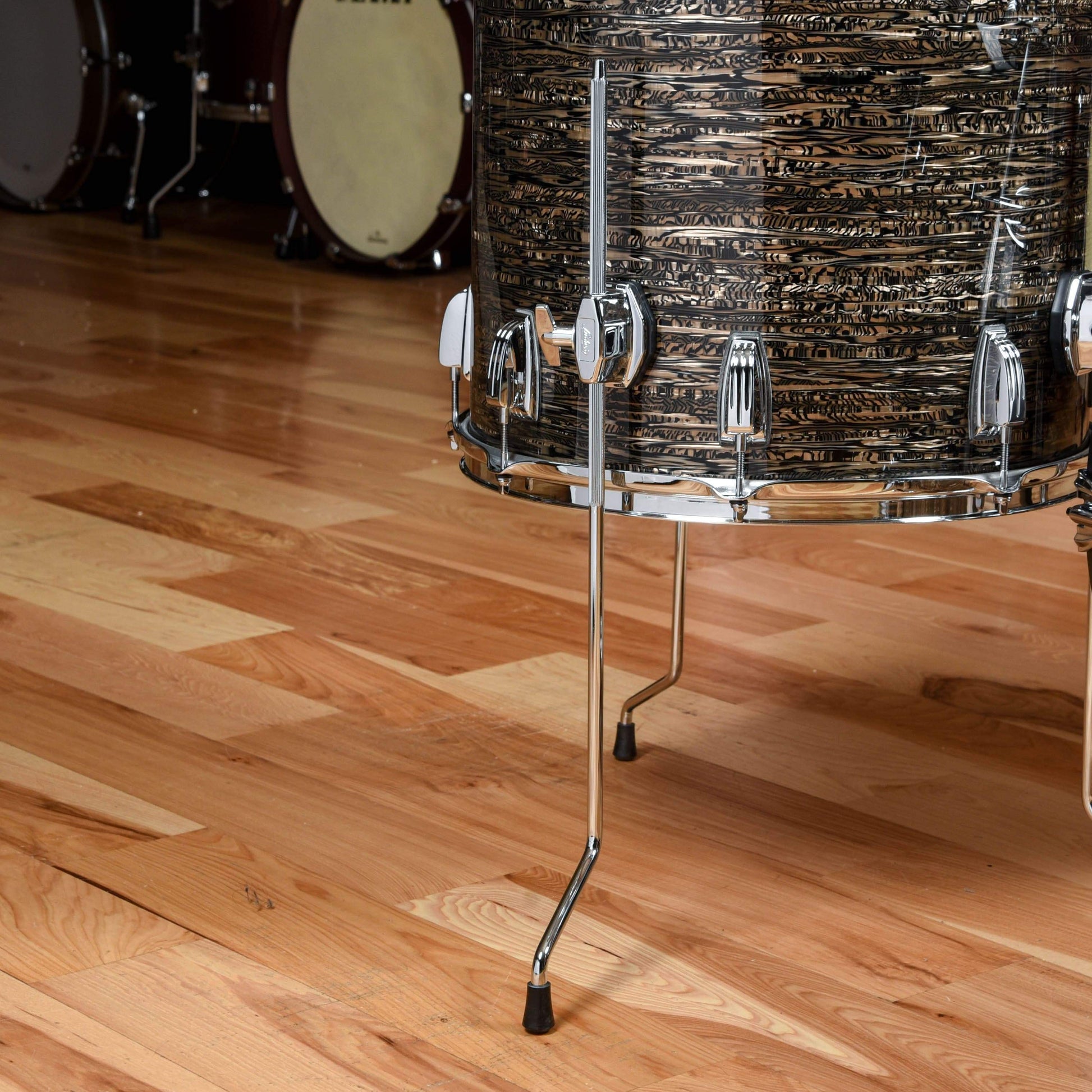 Ludwig Classic Maple Chicago Series 13/16/22 3pc. Drum Kit Bamboo Strata Drums and Percussion / Acoustic Drums / Full Acoustic Kits