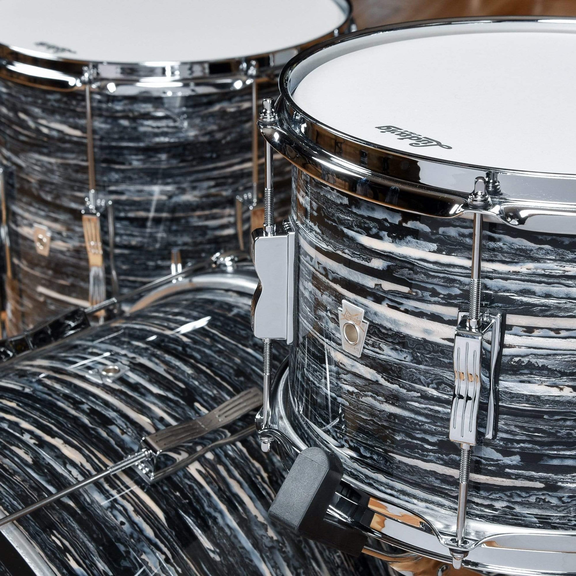 Ludwig Club Date 12/14/20 3pc. Drum Kit Vintage Black Oyster w/Bowtie Lugs & White Interiors (CDE Exclusive) Drums and Percussion / Acoustic Drums / Full Acoustic Kits