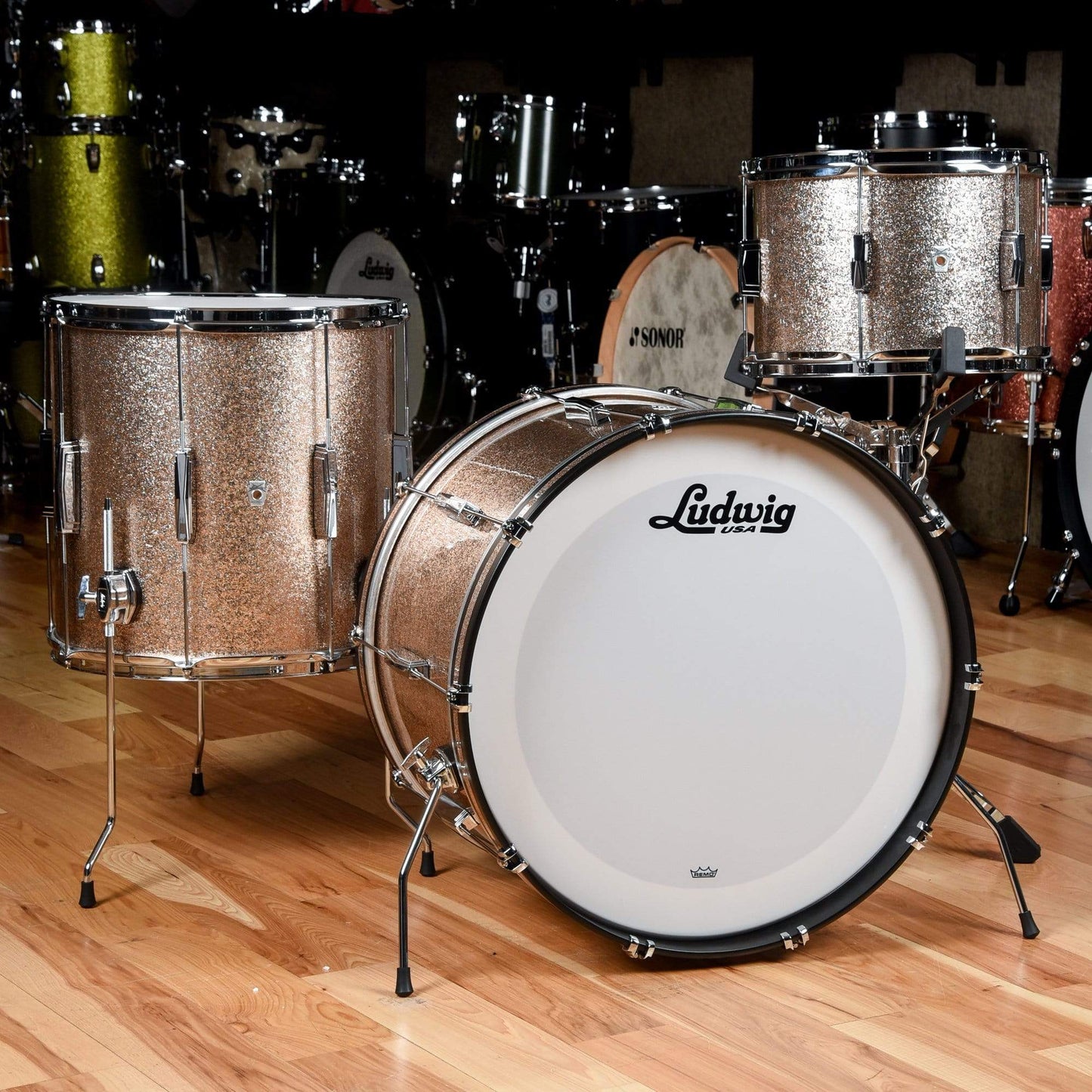Ludwig Club Date 13/16/22 3pc. Drum Kit Shampayne Sparkle Drums and Percussion / Acoustic Drums / Full Acoustic Kits