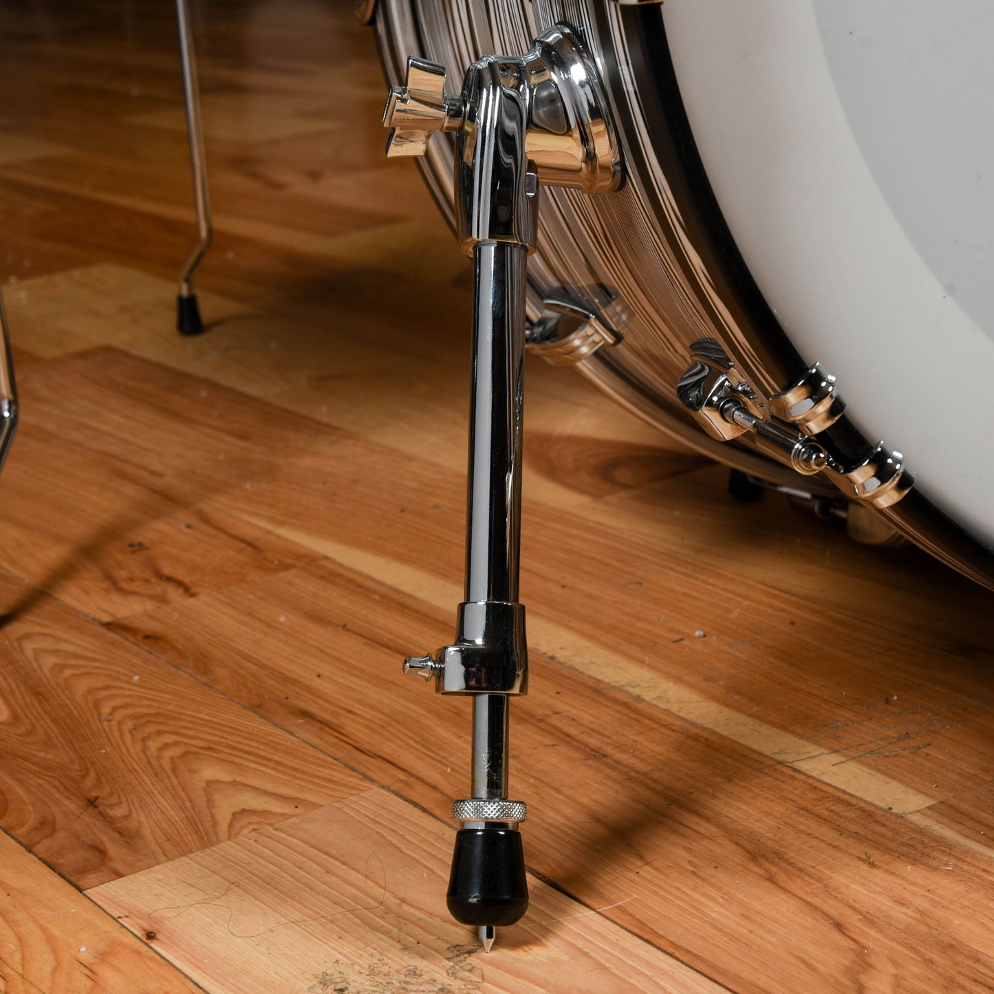 Ludwig Legacy Mahogany 13/16/22 3pc. Drum Kit White Strata Drums and Percussion / Acoustic Drums / Full Acoustic Kits