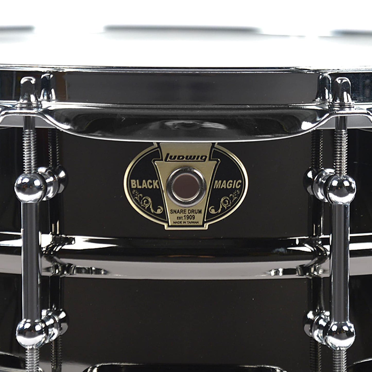 Ludwig 5.5x14 Black Magic Snare Drum w/Chrome Hdw Drums and Percussion / Acoustic Drums / Snare