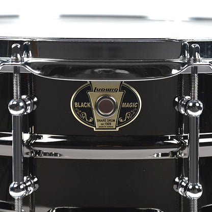 Ludwig 5.5x14 Black Magic Snare Drum w/Chrome Hdw Drums and Percussion / Acoustic Drums / Snare
