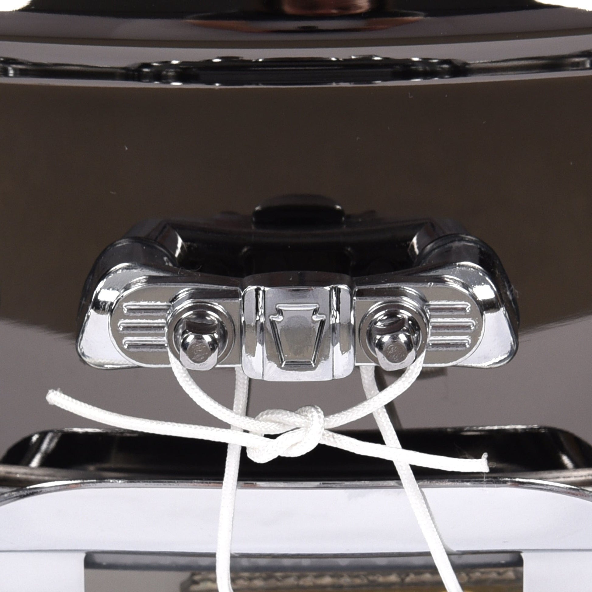 Ludwig 6.5x14 Universal Brass Snare Drum Chrome Drums and Percussion / Acoustic Drums / Snare