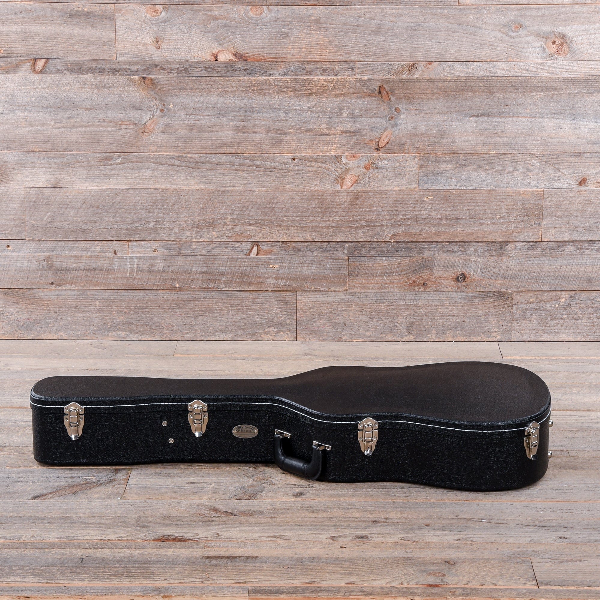 Martin 12C0072 Hardshell Case for Dreadnought (D-18) Accessories / Cases and Gig Bags / Guitar Cases