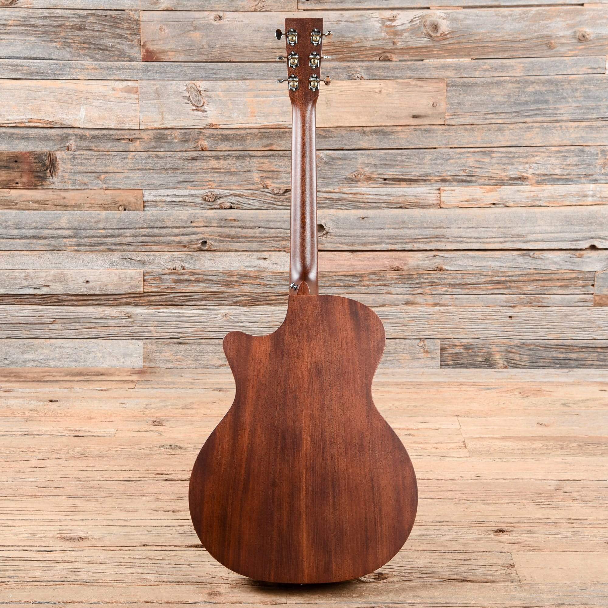 Martin GPC-15ME Grand Performance Cutaway Mahogany w/Fishman Matrix VT Enhance Electronics Acoustic Guitars / Built-in Electronics