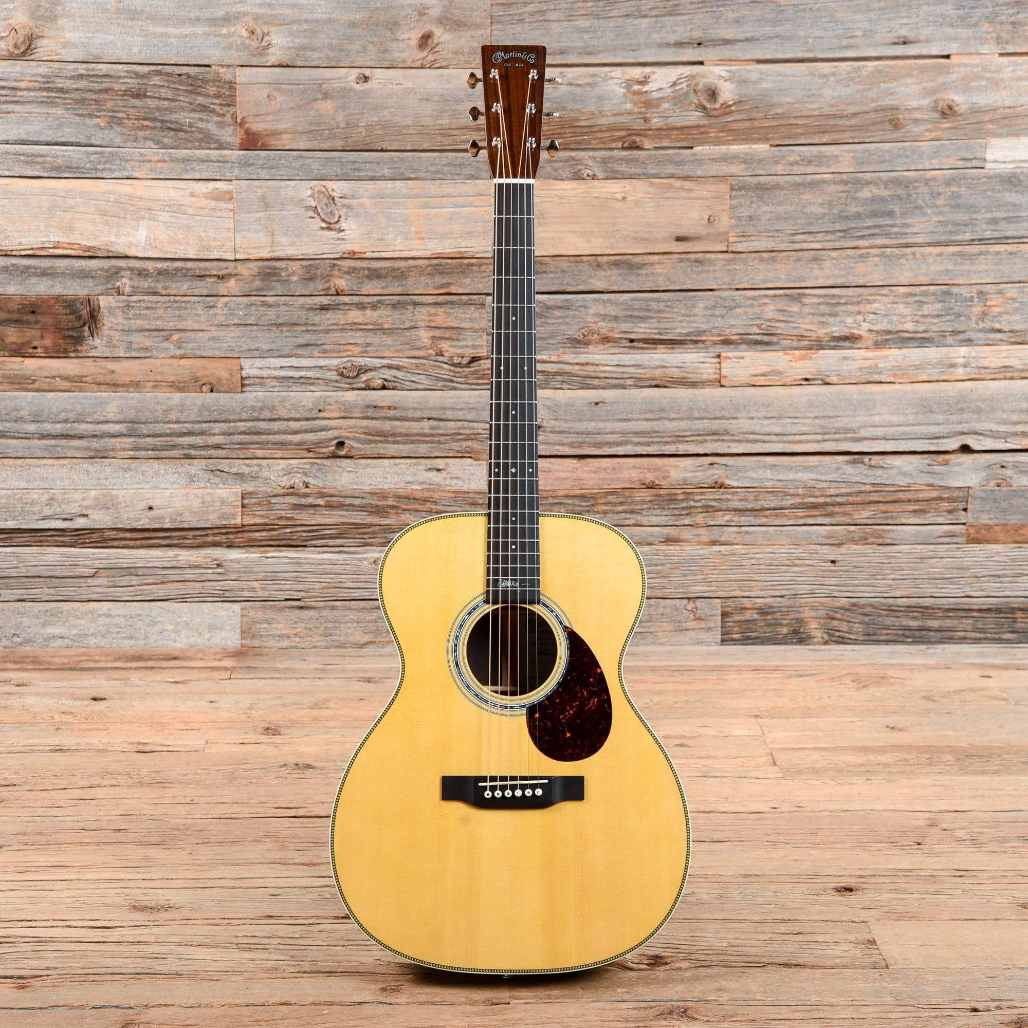 Martin OMJM John Mayer Acoustic Guitars / Built-in Electronics