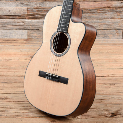 Martin 000C12-16E Nylon Sitka/Mahogany Natural w/Fishman VT Enhance NT1 Acoustic Guitars / Classical