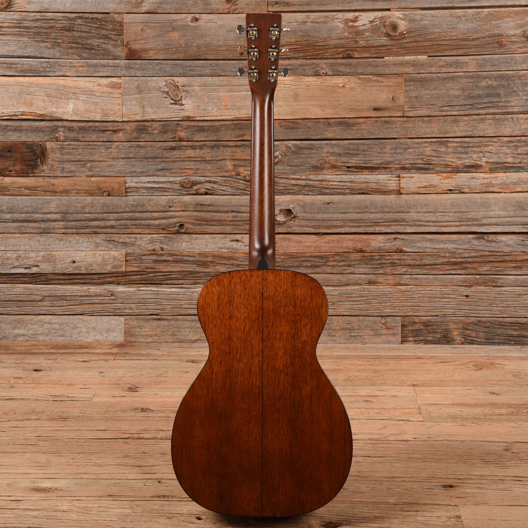 Martin 0-18 Natural Acoustic Guitars / Concert