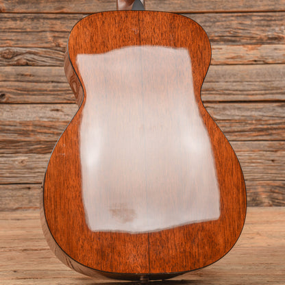 Martin 0-18 Natural Acoustic Guitars / Concert