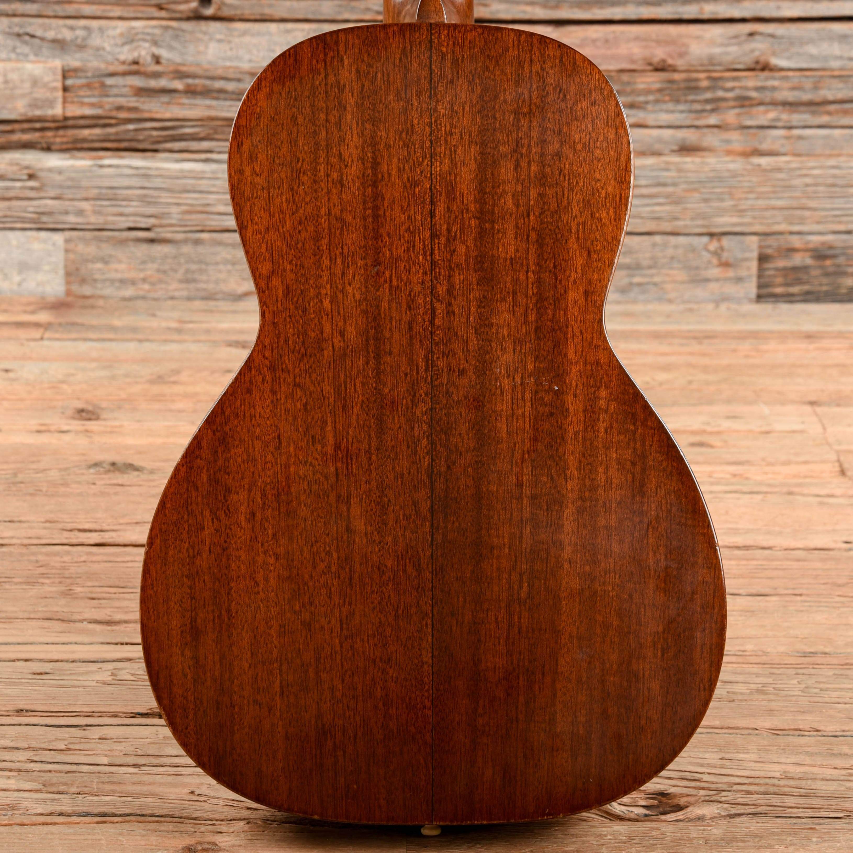 Martin 00-16C Natural 1971 Acoustic Guitars / Concert