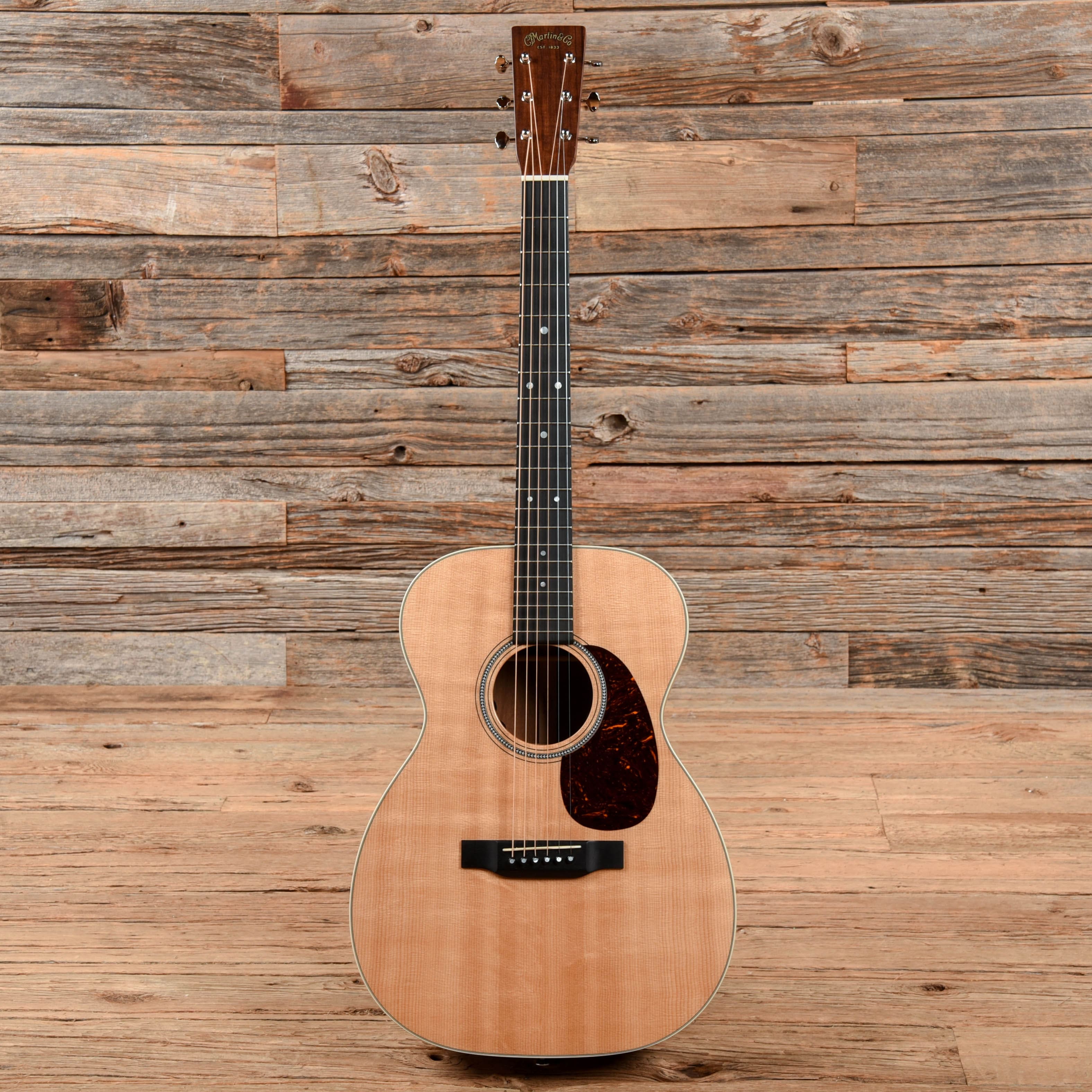 Martin 00-16E Natural 2019 Acoustic Guitars / Concert