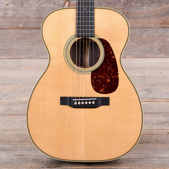 Martin 00-28 Natural Acoustic Guitars / Concert