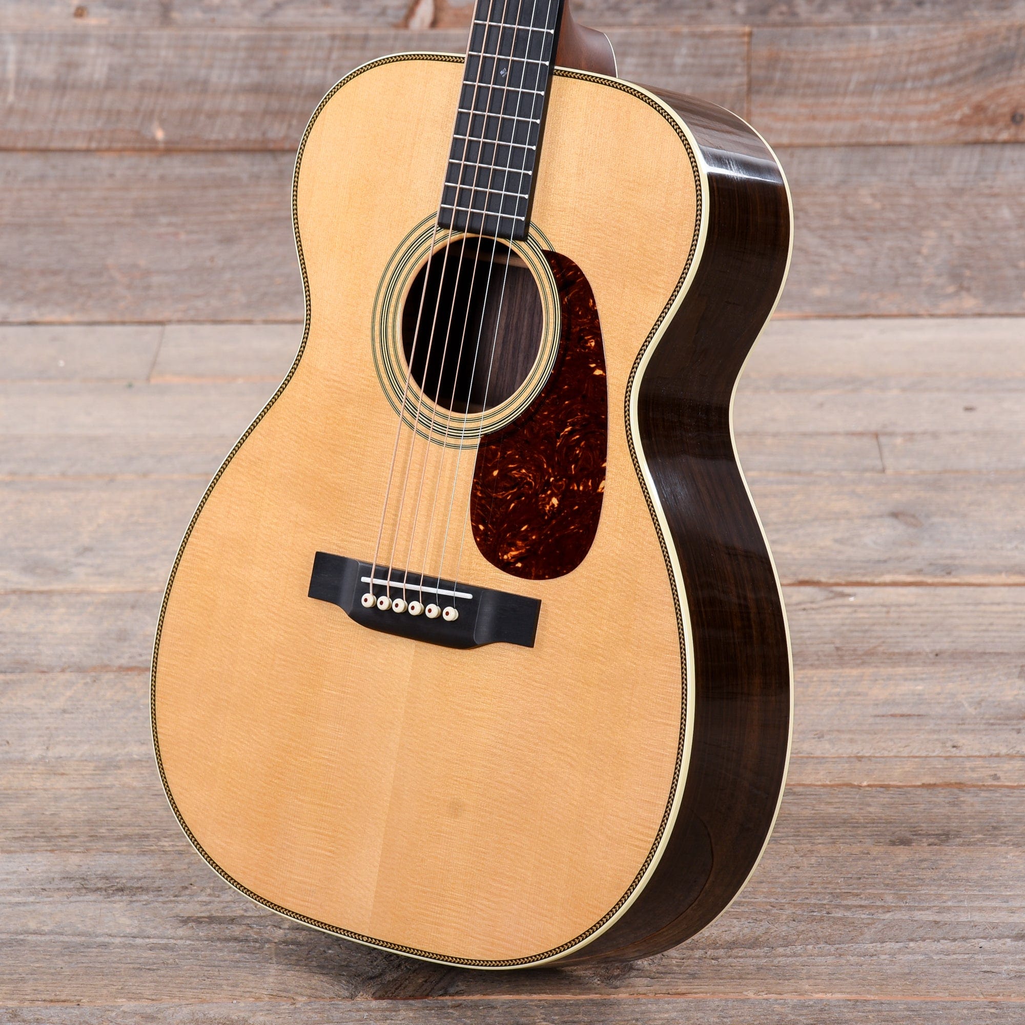 Martin 00-28 Natural Acoustic Guitars / Concert