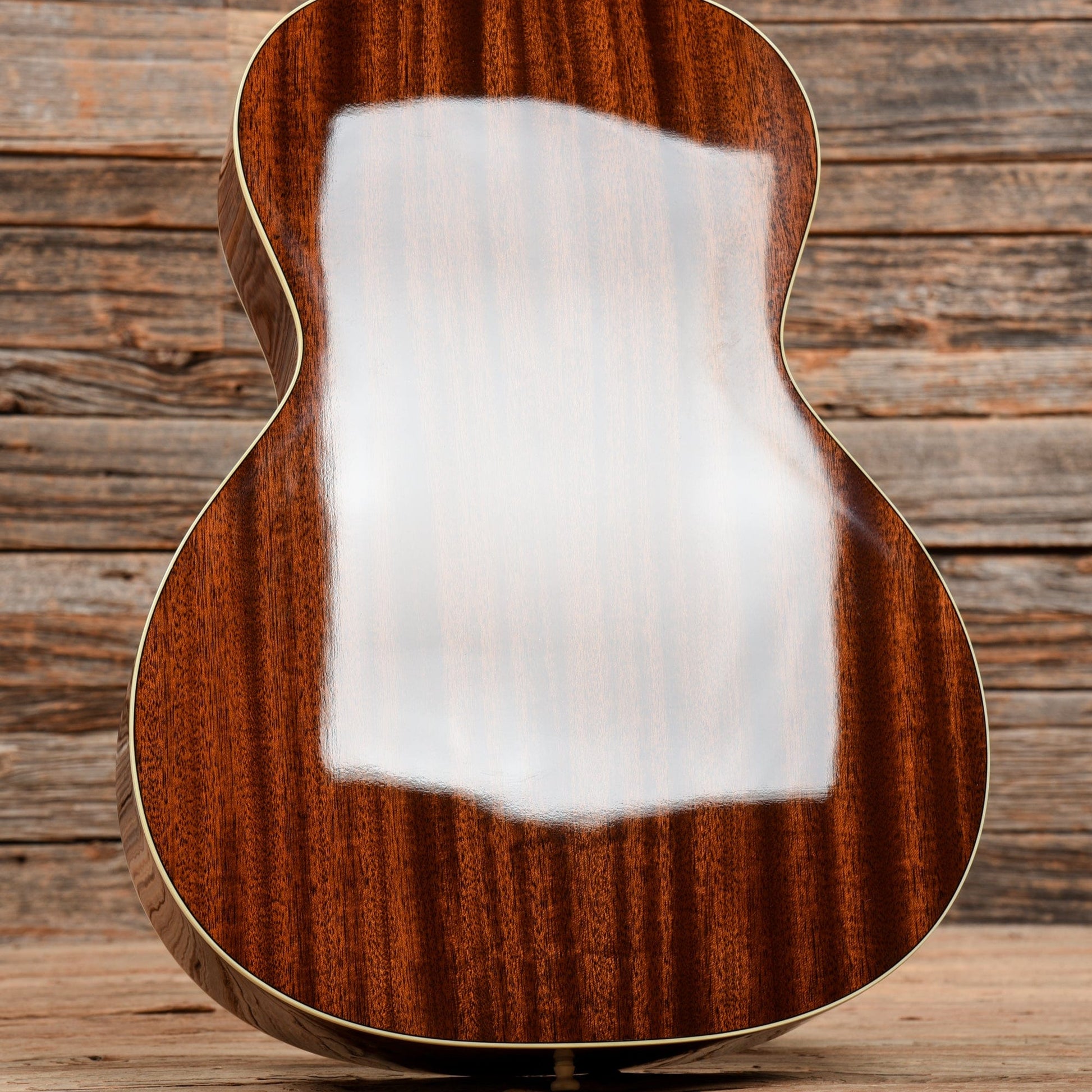 Martin CEO-7 Sunburst Acoustic Guitars / Concert