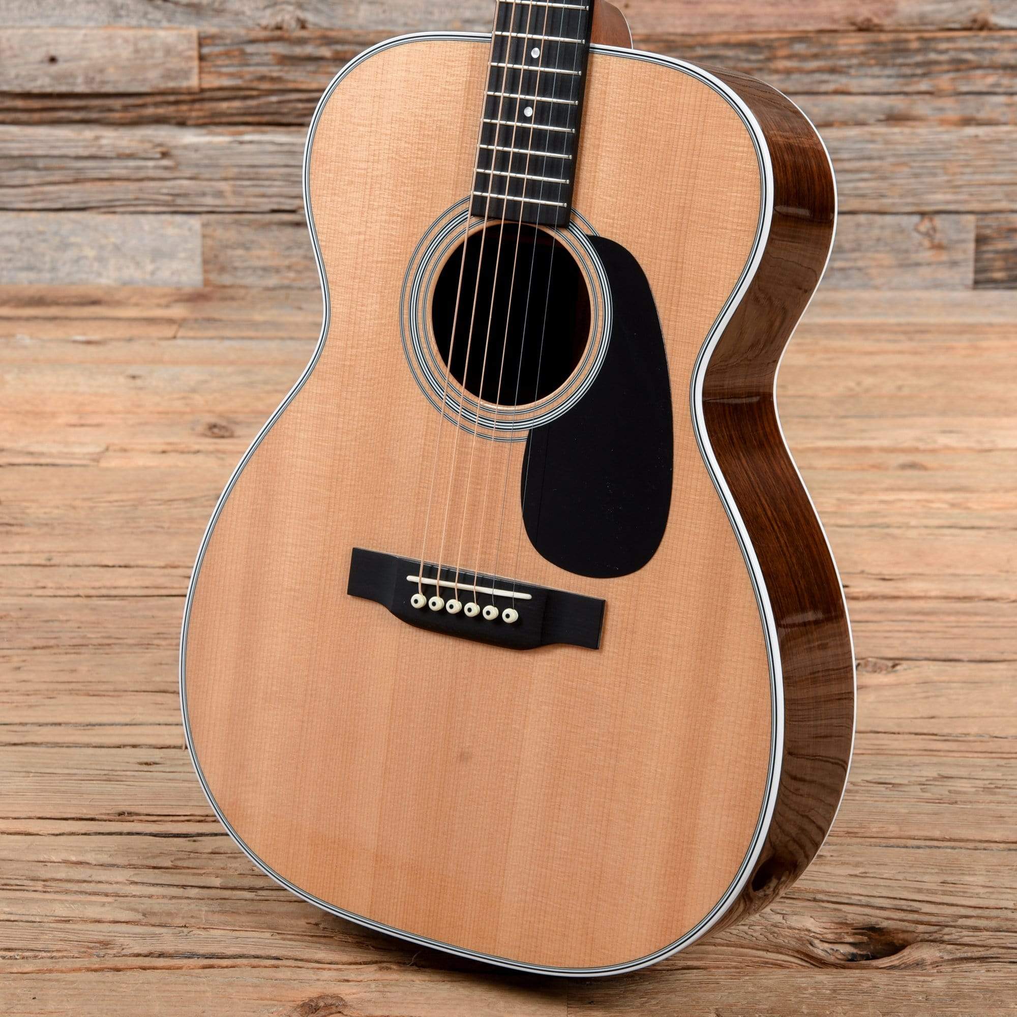 Martin Standard Series 00-28 Natural 2017 Acoustic Guitars / Concert