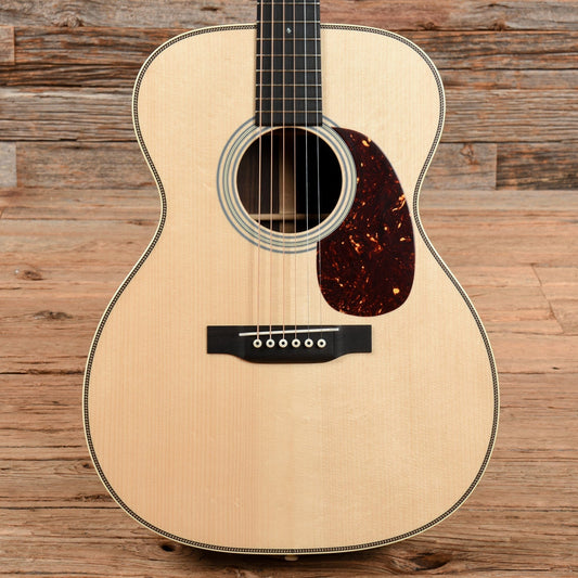 Martin Custom Shop 000-28 Authentic 1937 Natural Vintage Low Gloss Acoustic Guitars / Dreadnought
