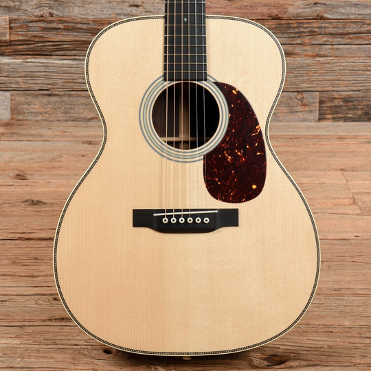 Martin Custom Shop 000-28 Authentic 1937 Natural Vintage Low Gloss Acoustic Guitars / Dreadnought