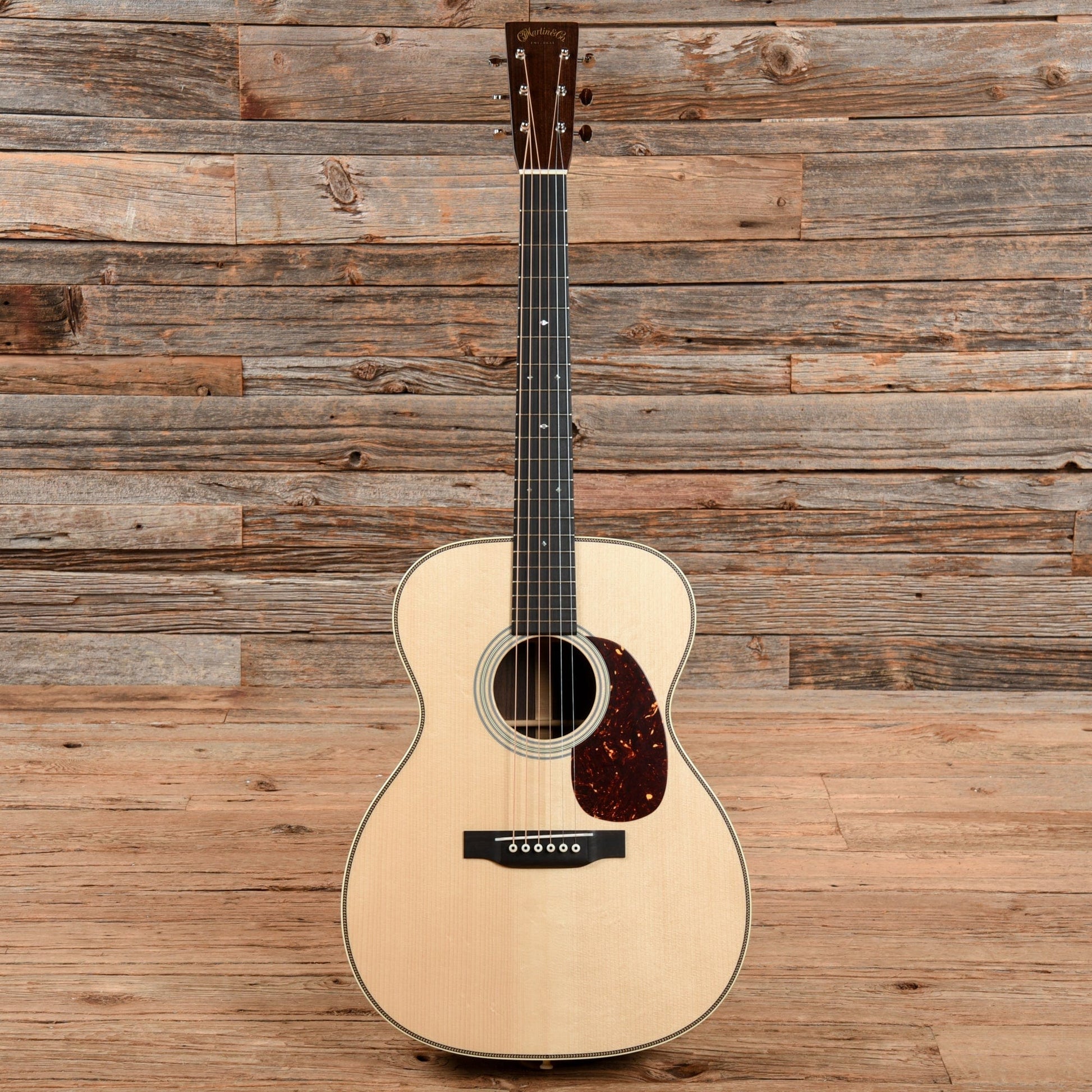 Martin Custom Shop 000-28 Authentic 1937 Natural Vintage Low Gloss Acoustic Guitars / Dreadnought