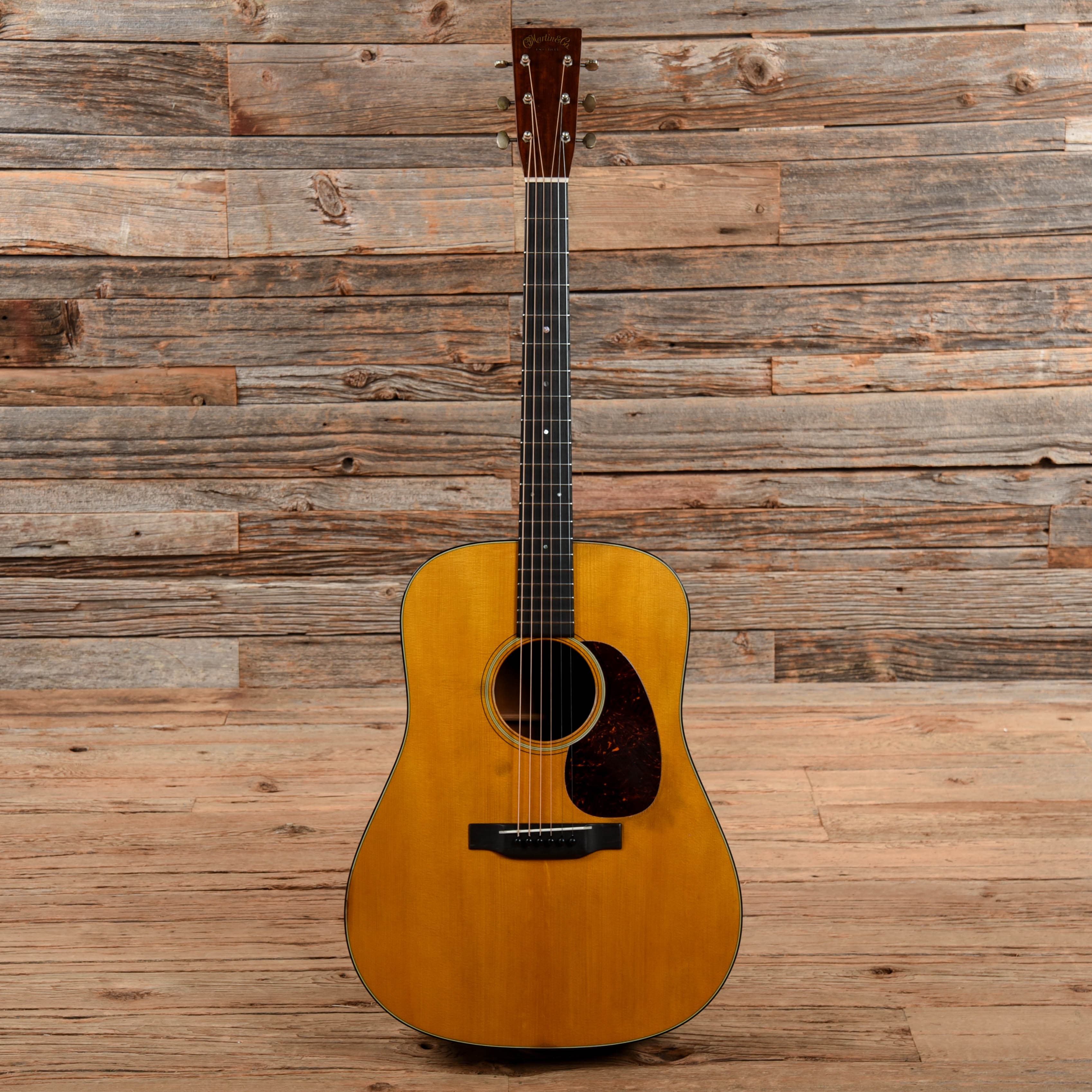 Martin D-18 Authentic 1939 Aged Natural 2021 Acoustic Guitars / Dreadnought