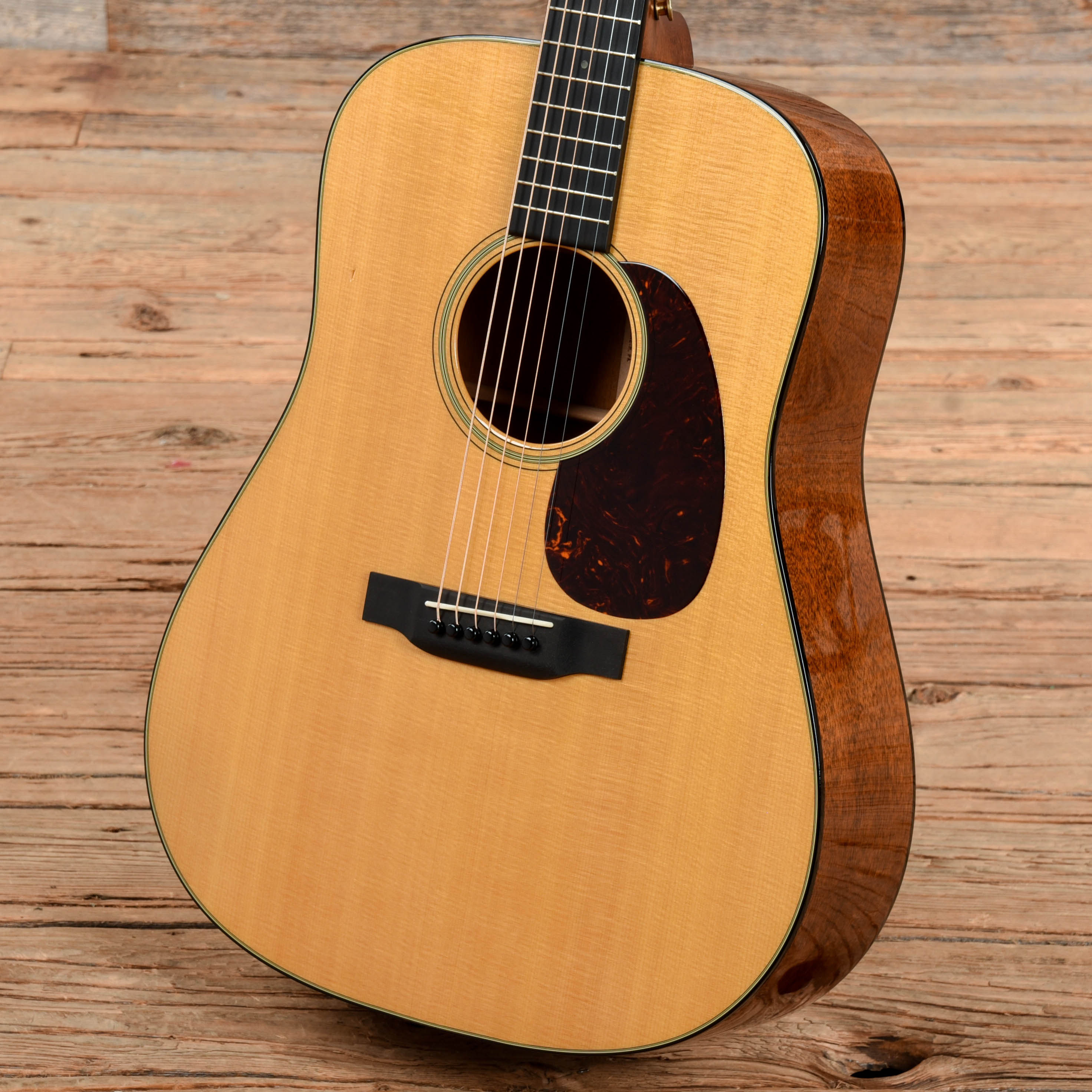 Martin D-18 Dreadnought Centennial Natural 2016 Acoustic Guitars / Dreadnought