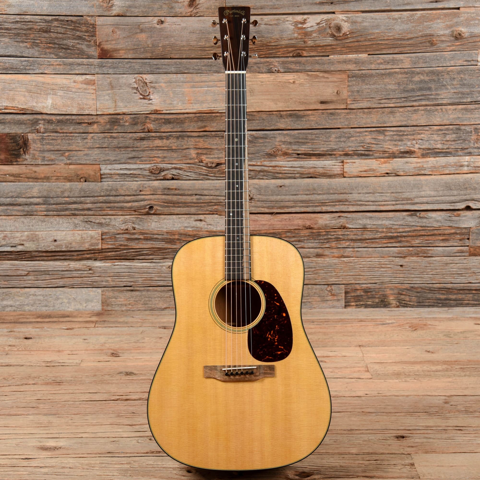 Martin D-18 Dreadnought Acoustic Guitars / Dreadnought