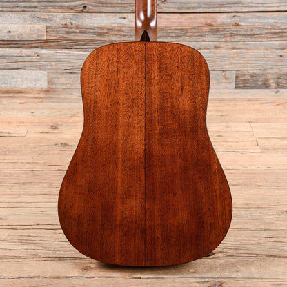 Martin D-18 Modern Deluxe Acoustic Guitars / Dreadnought
