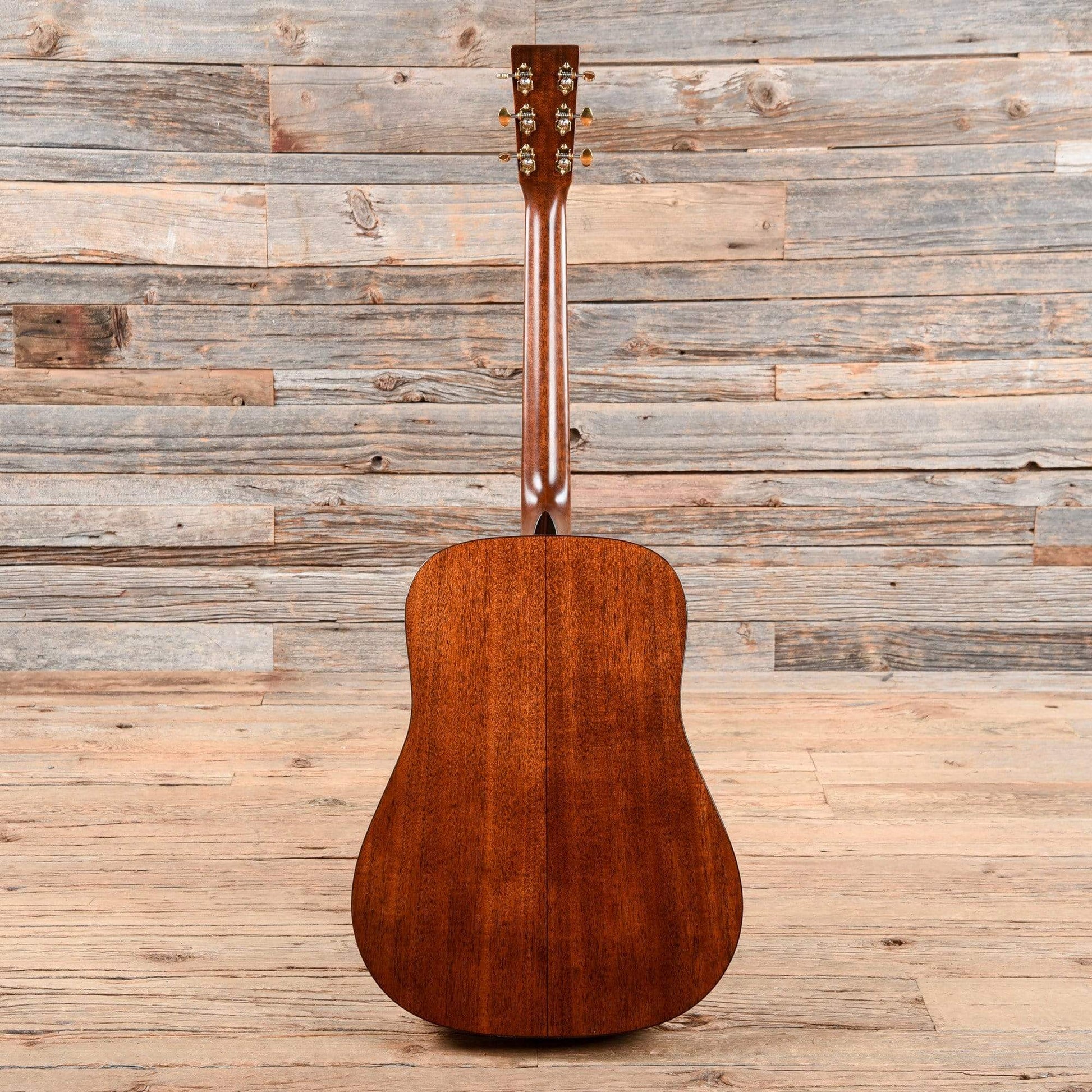Martin D-18 Modern Deluxe Acoustic Guitars / Dreadnought