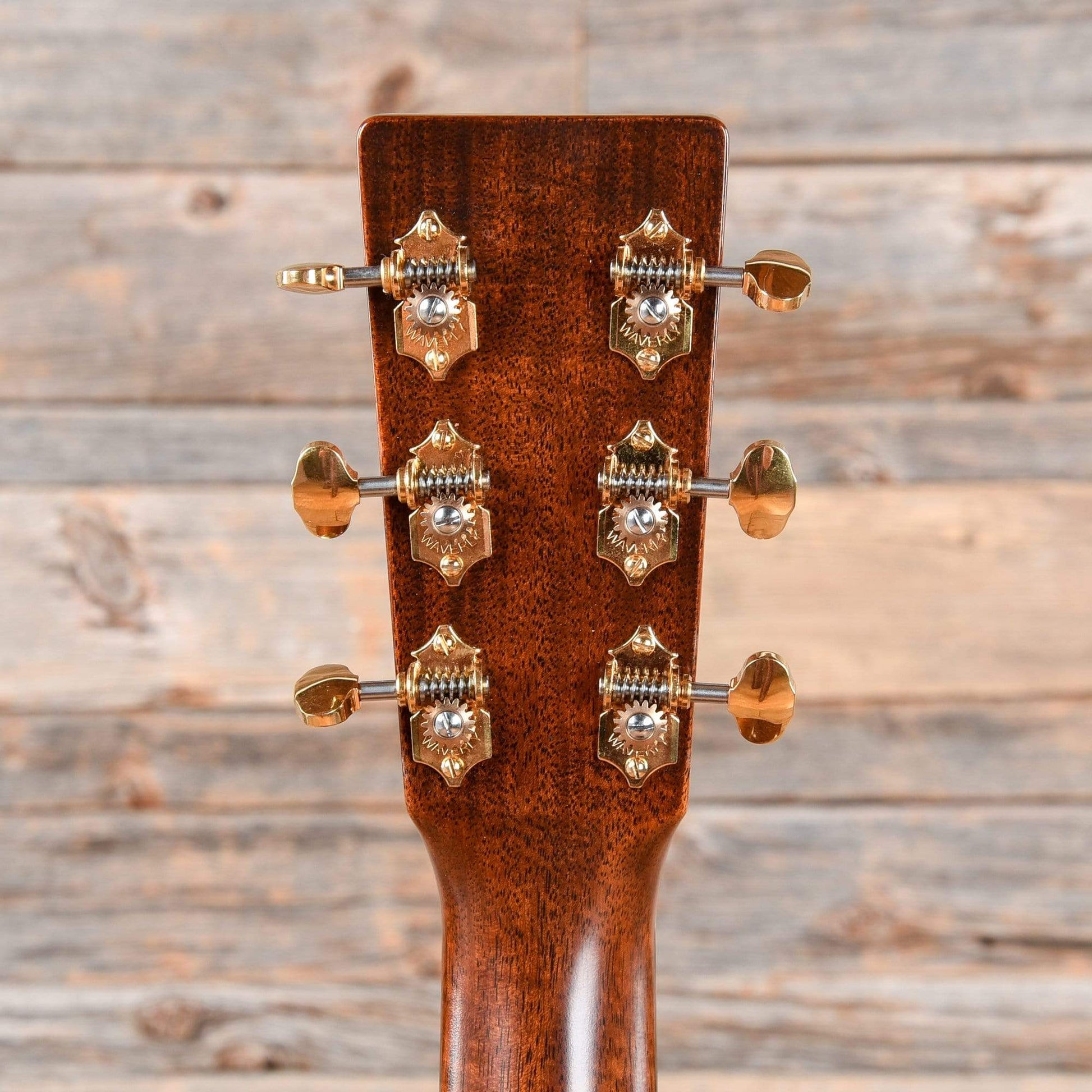 Martin D-18 Modern Deluxe Acoustic Guitars / Dreadnought