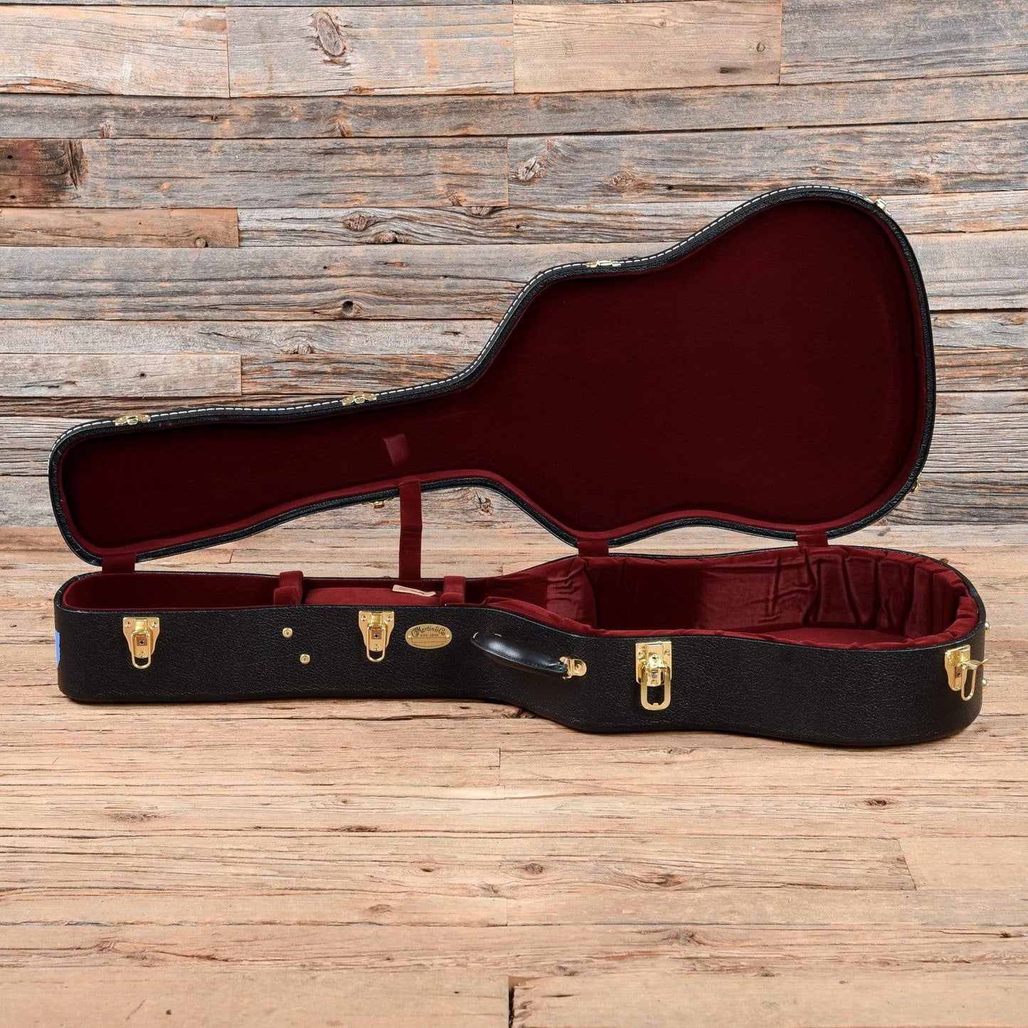 Martin D-18 Modern Deluxe Acoustic Guitars / Dreadnought