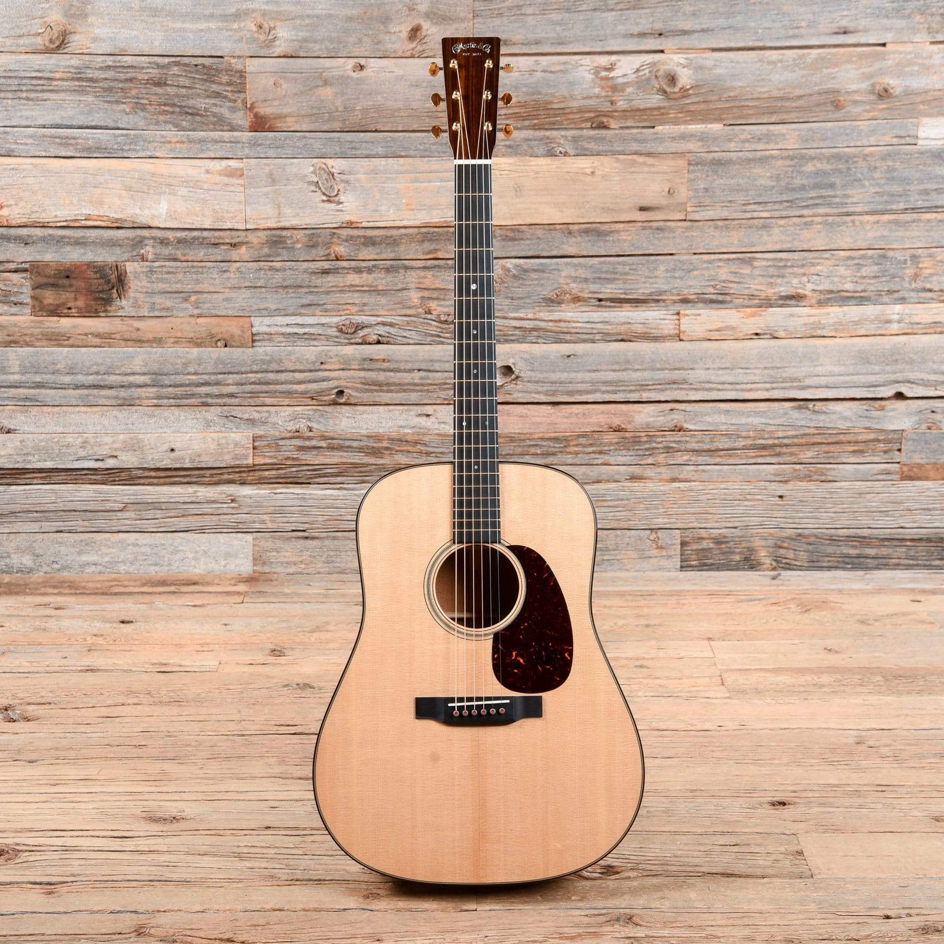 Martin D-18 Modern Deluxe Acoustic Guitars / Dreadnought