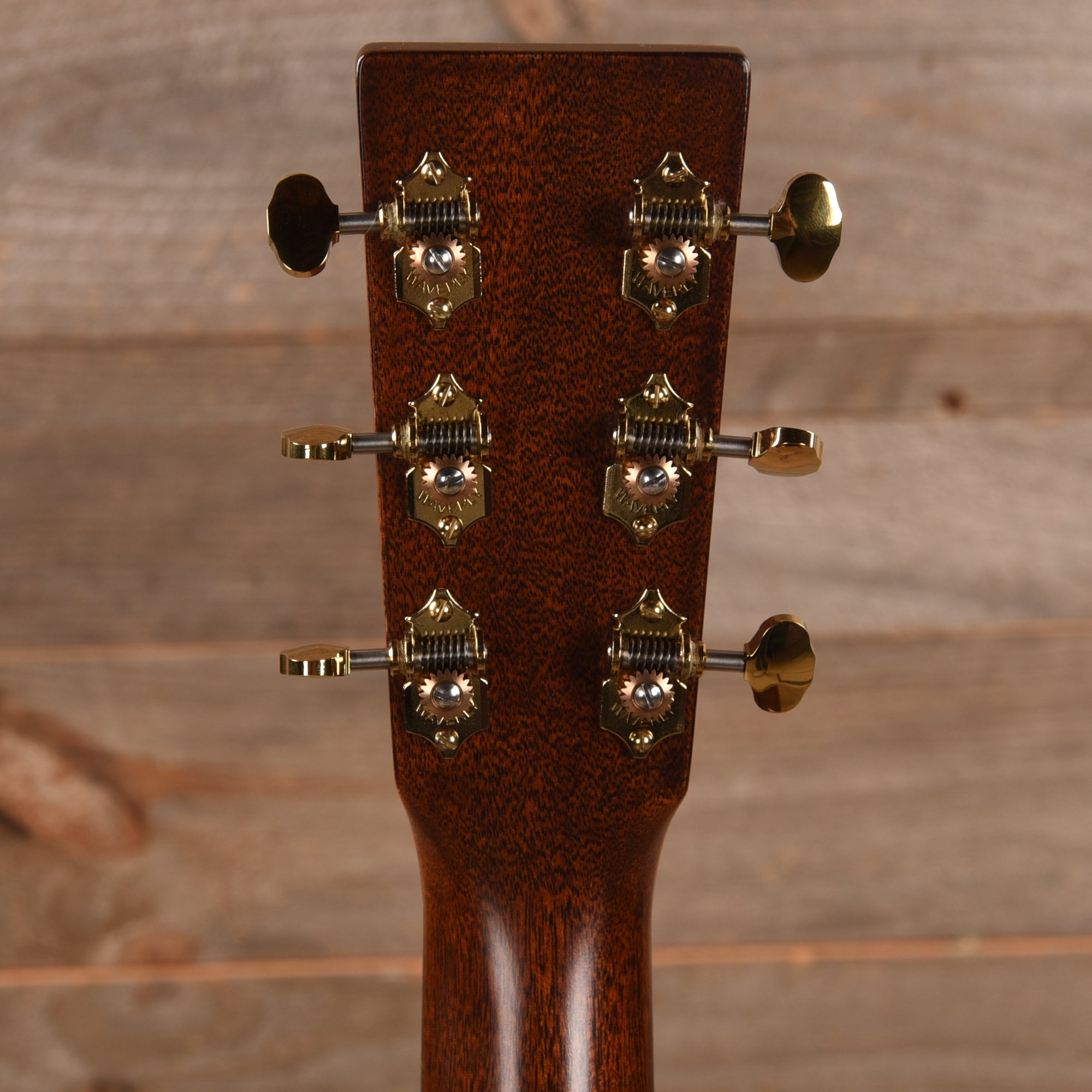 Martin D-18 Modern Deluxe Acoustic Guitars / Dreadnought
