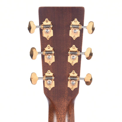 Martin D-18E Modern Deluxe Natural w/Fishman Aura VT Blend NAMM Booth 2020 Acoustic Guitars / Dreadnought