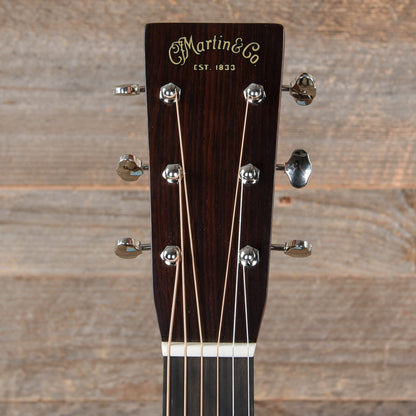 Martin D-28 Dreadnought Sitka Spruce/East Indian Rosewood Ambertone Acoustic Guitars / Dreadnought