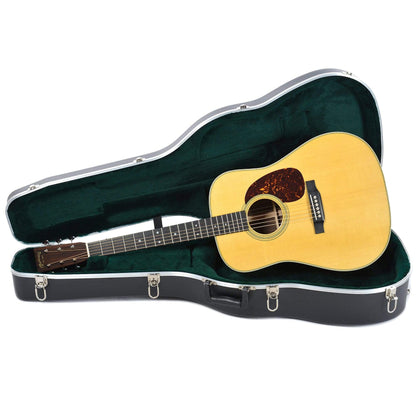 Martin D-28 Dreadnought Sitka Spruce/East Indian Rosewood Acoustic Guitars / Dreadnought