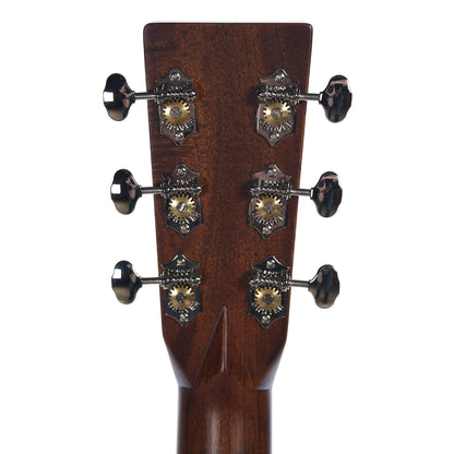 Martin D-28 Dreadnought Sitka Spruce/East Indian Rosewood Sunburst Acoustic Guitars / Dreadnought