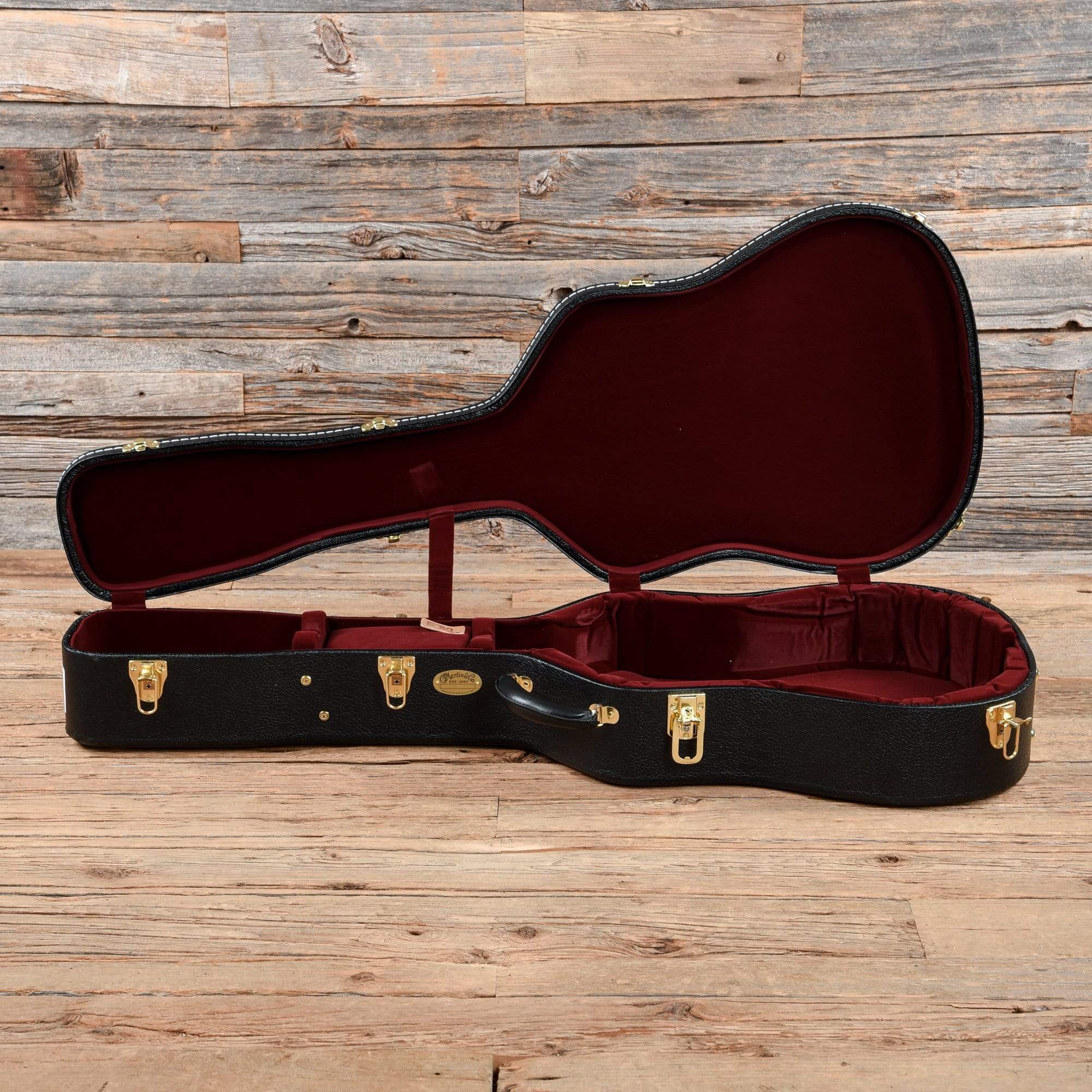 Martin D-28 Modern Deluxe Acoustic Guitars / Dreadnought