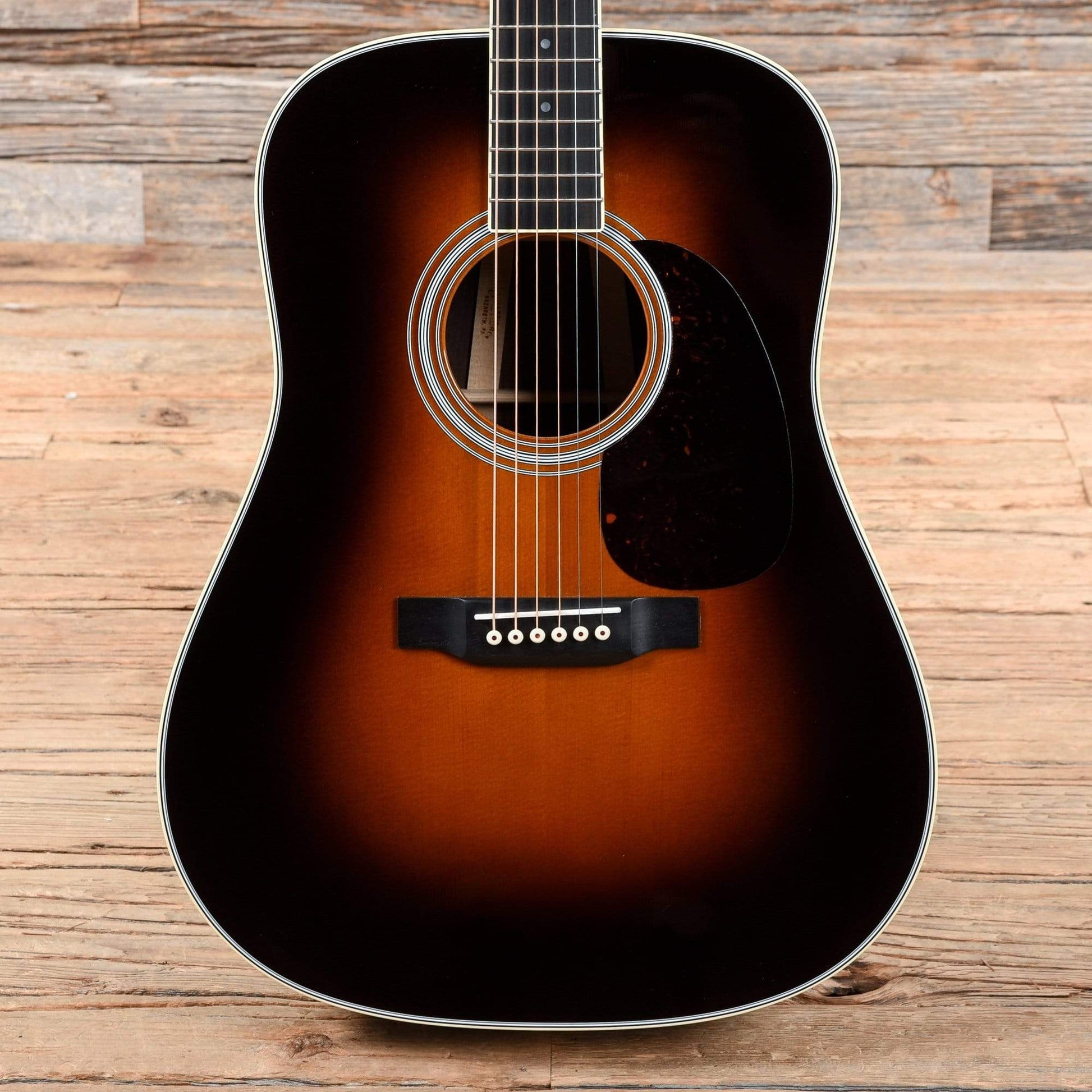 Martin D-35 Sunburst Acoustic Guitars / Dreadnought
