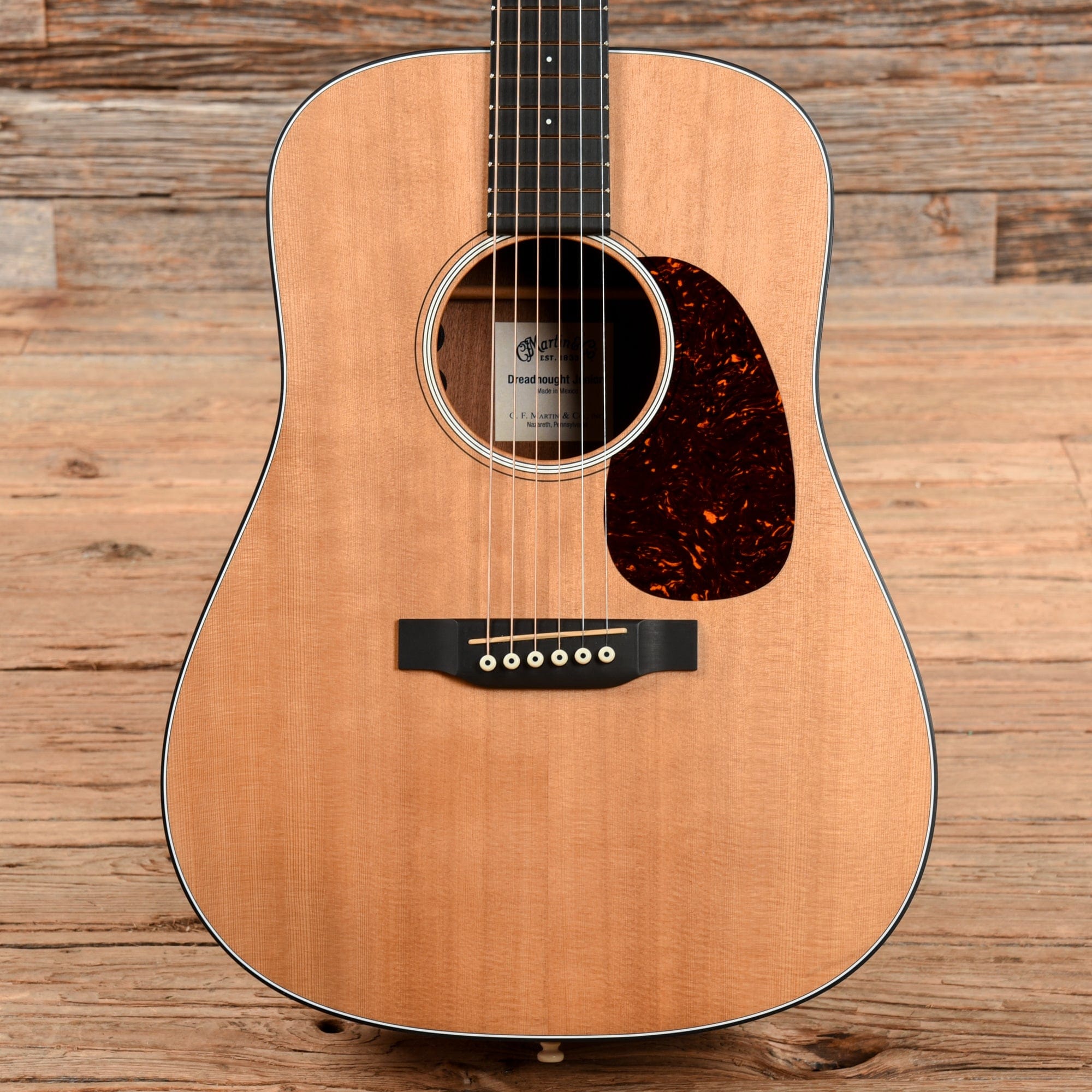 Martin DJR-10 Dreadnought Junior Natural Acoustic Guitars / Dreadnought