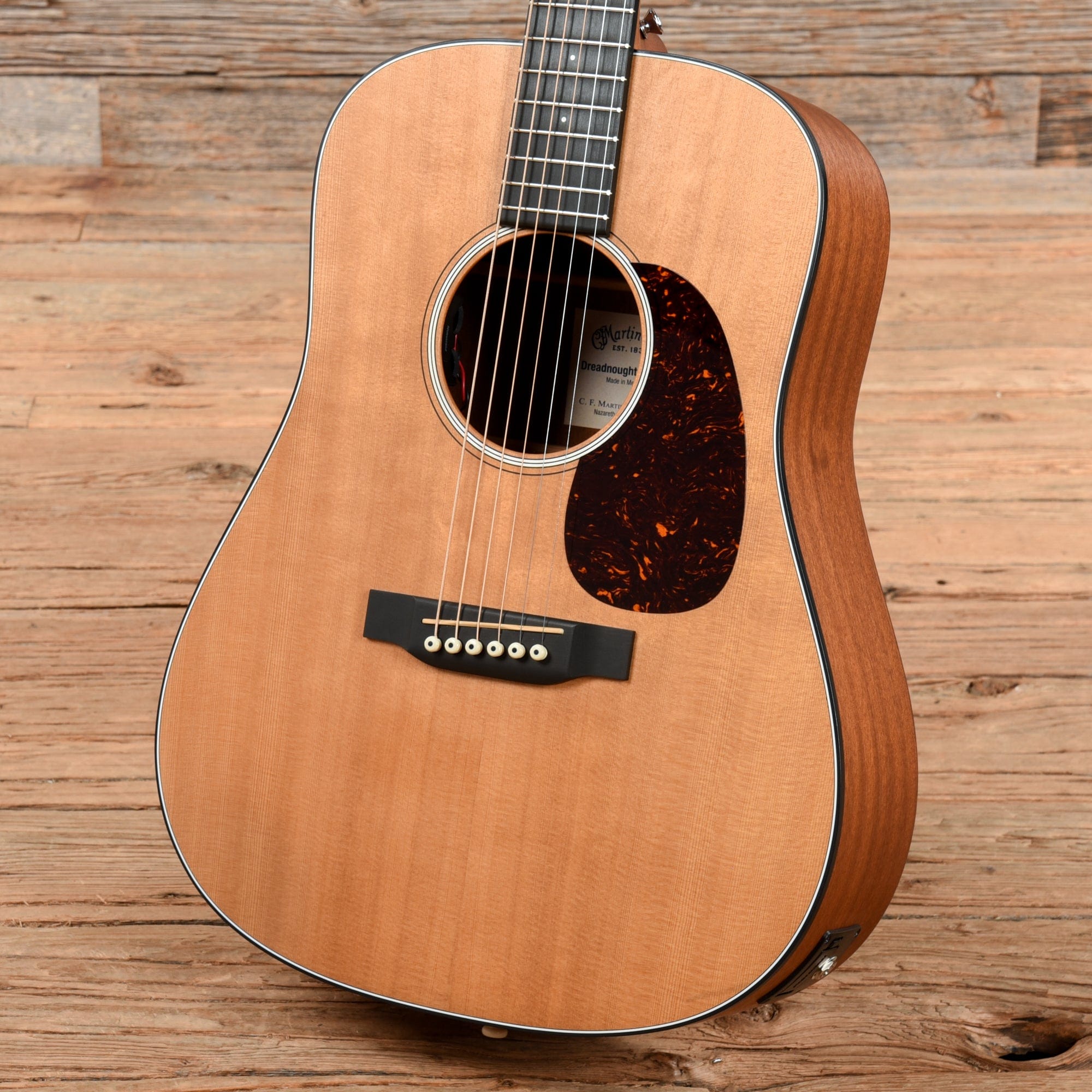 Martin DJR-10 Dreadnought Junior Natural Acoustic Guitars / Dreadnought