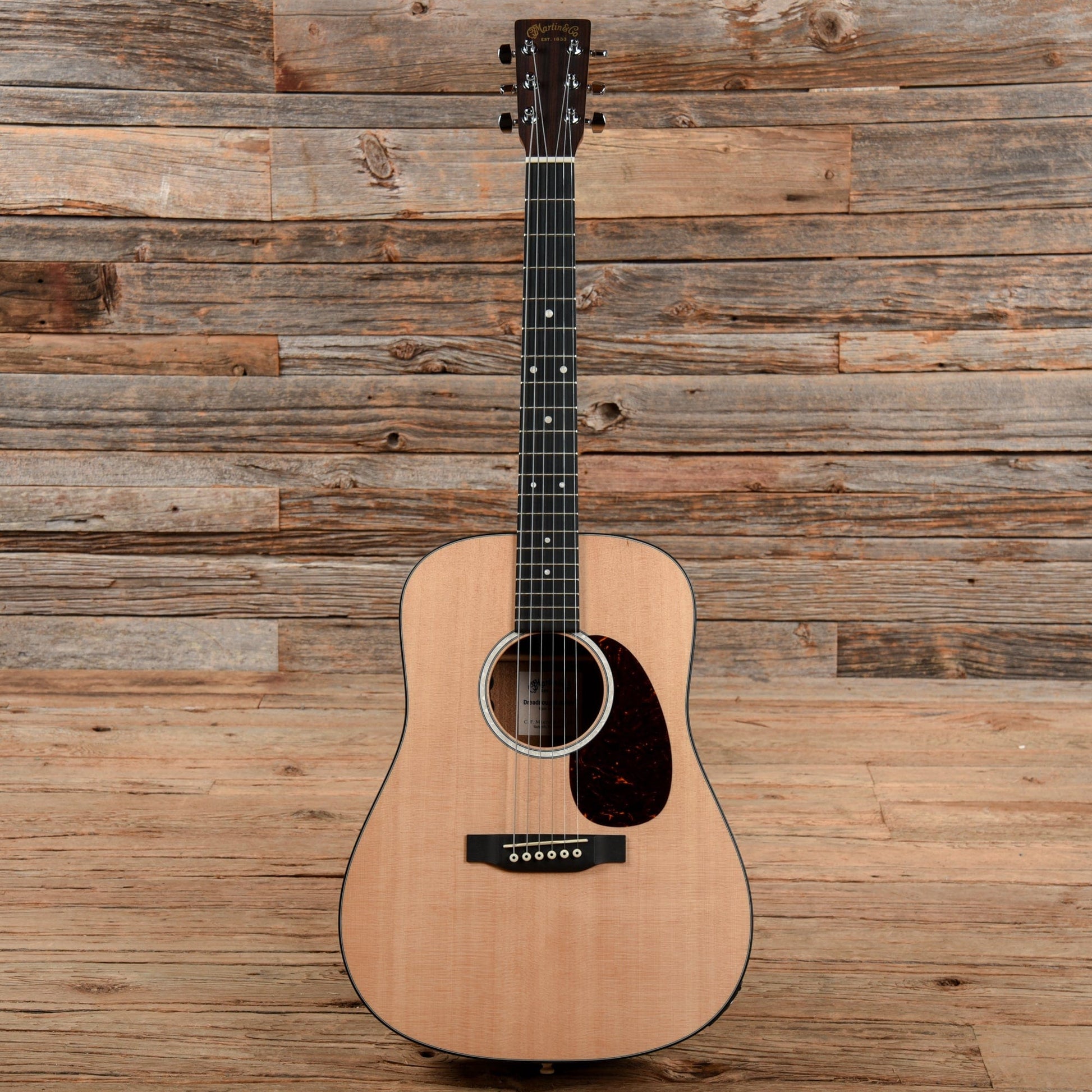 Martin DJR-10E Dreadnought Junior Natural Acoustic Guitars / Dreadnought