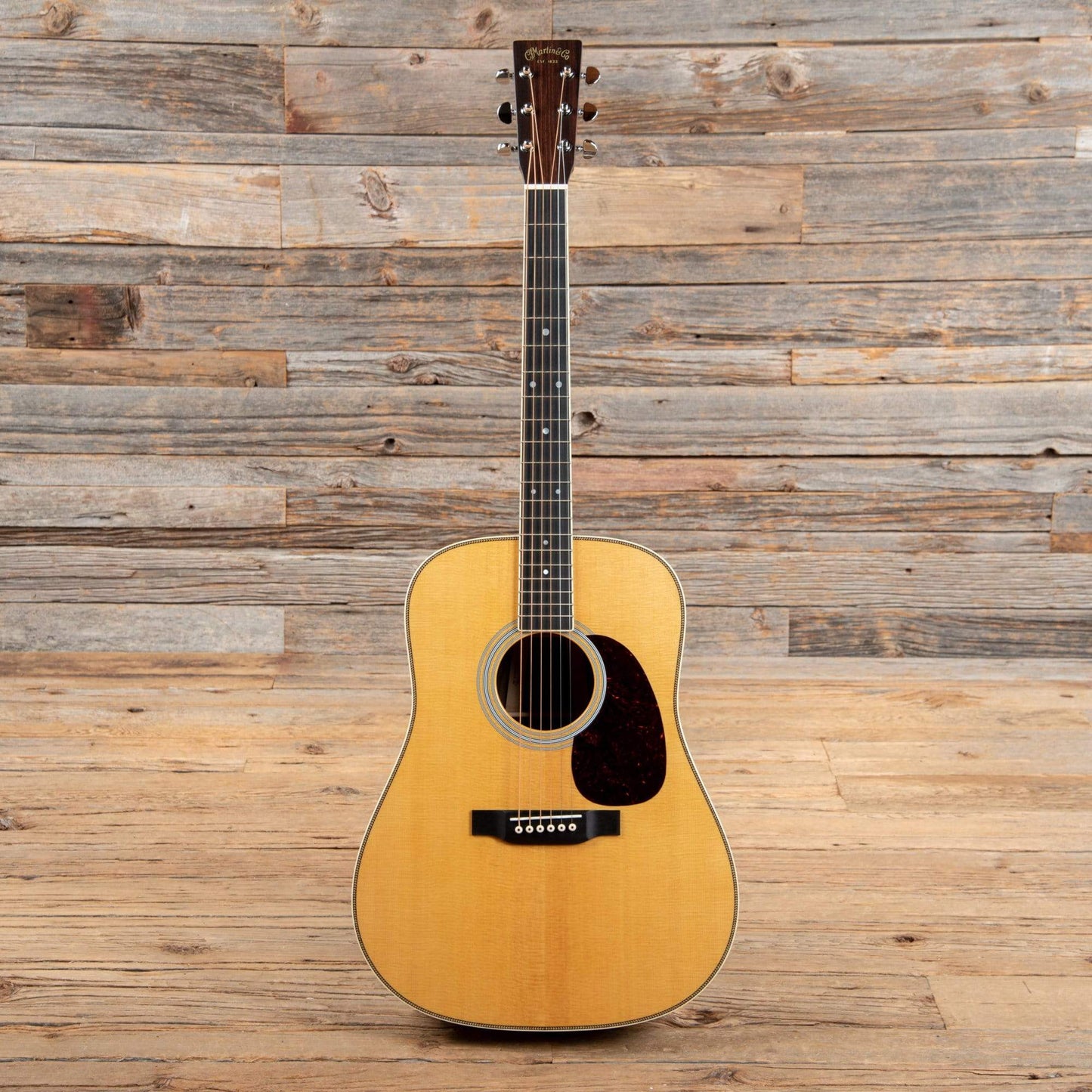 Martin HD-35 Natural Acoustic Guitars / Dreadnought