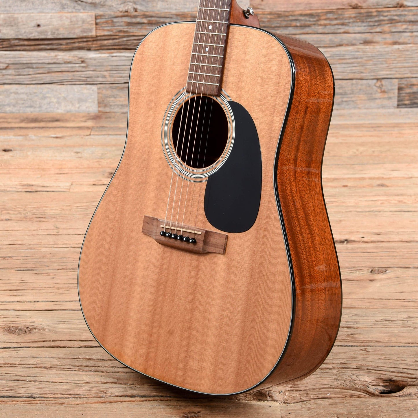 Martin Standard Series D-18 Natural 2004 Acoustic Guitars / Dreadnought