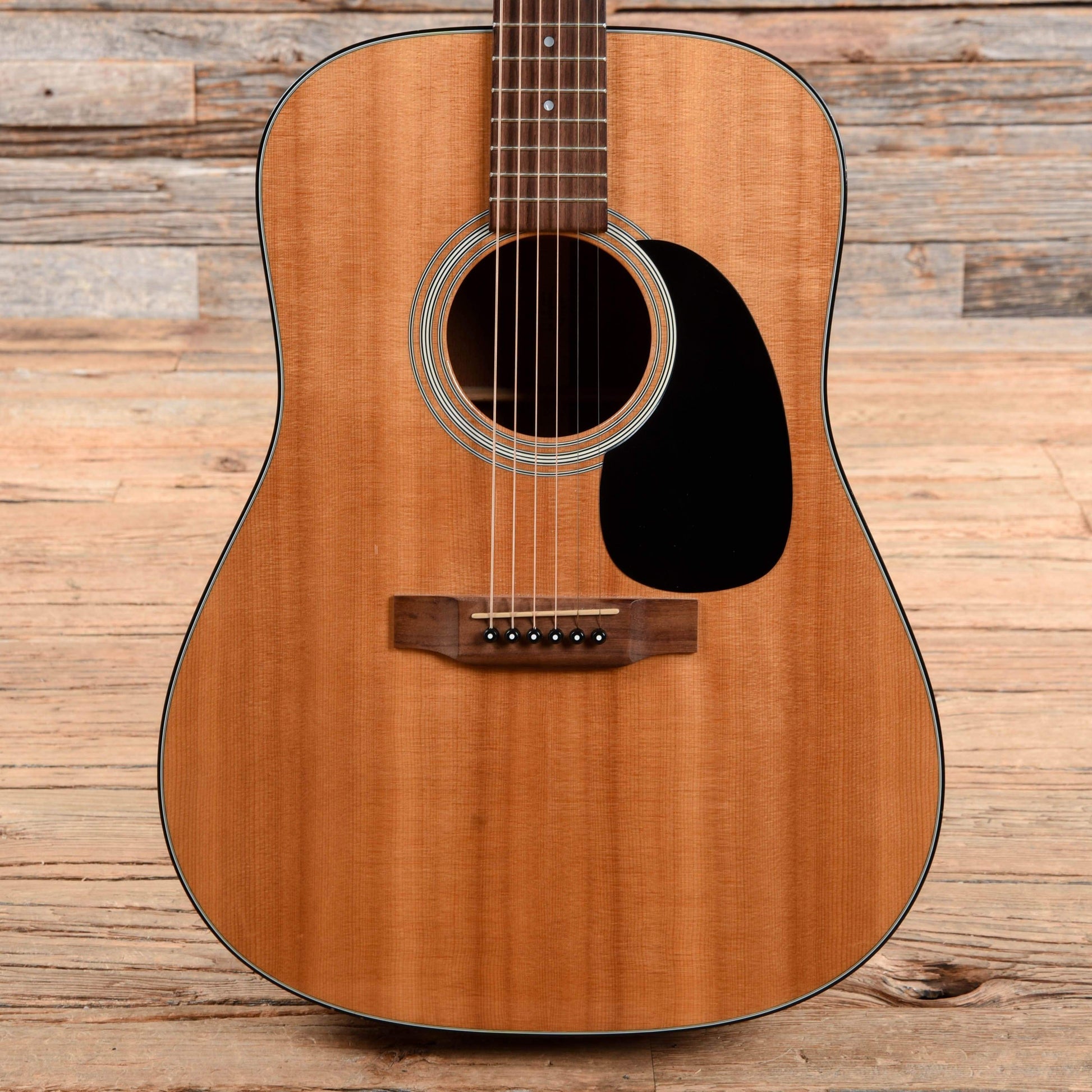 Martin Standard Series D-18 Natural 2004 Acoustic Guitars / Dreadnought