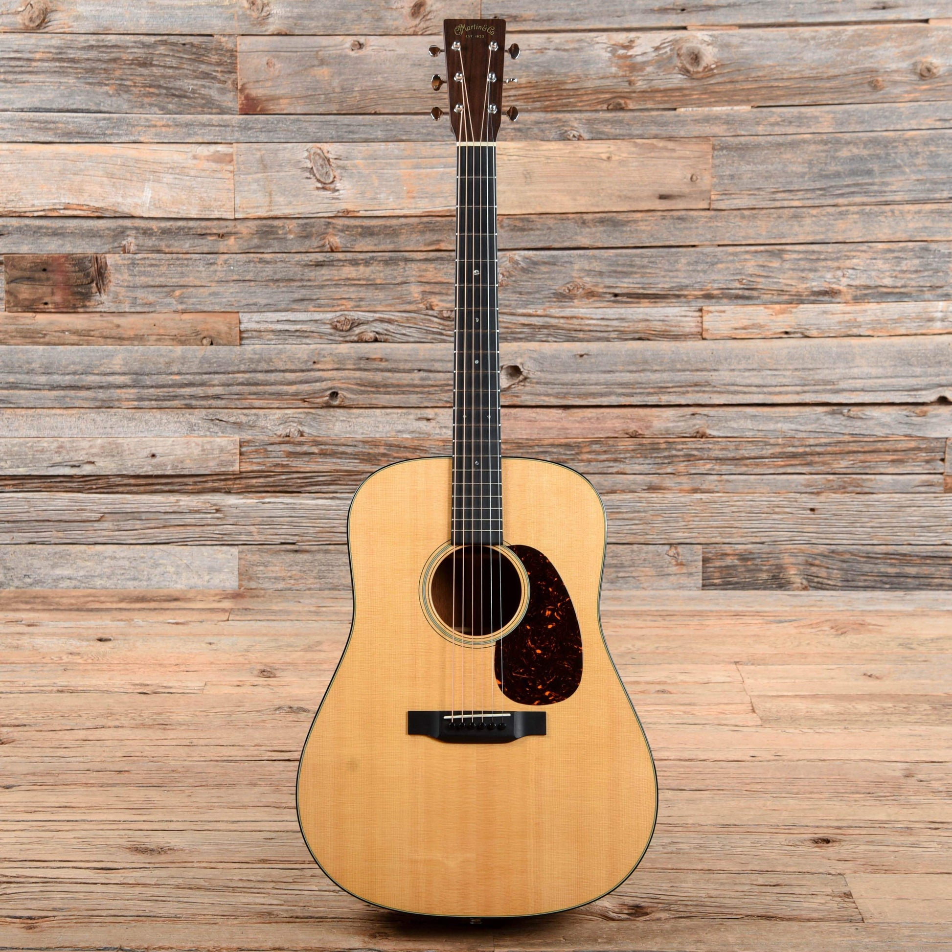 Martin Standard Series D-18 Natural 2015 Acoustic Guitars / Dreadnought